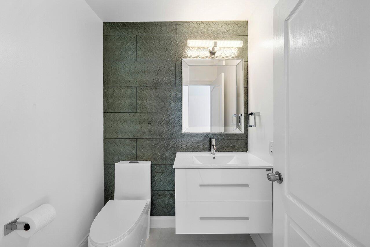 4043 NW 58th Street