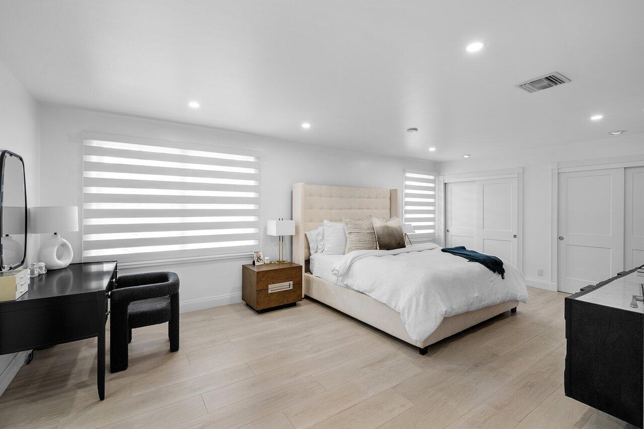 4043 NW 58th Street