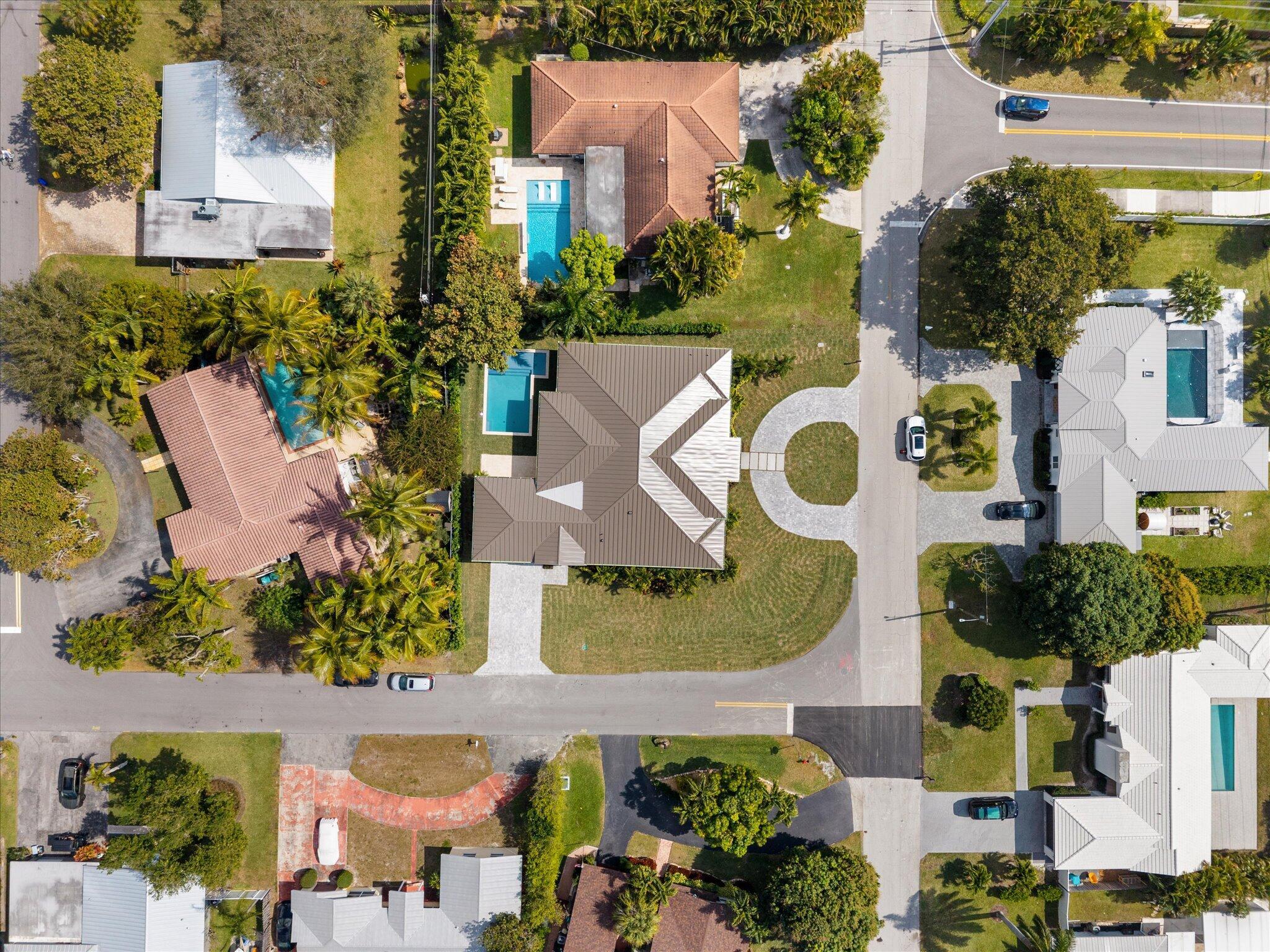 715 MISSION HILL Road