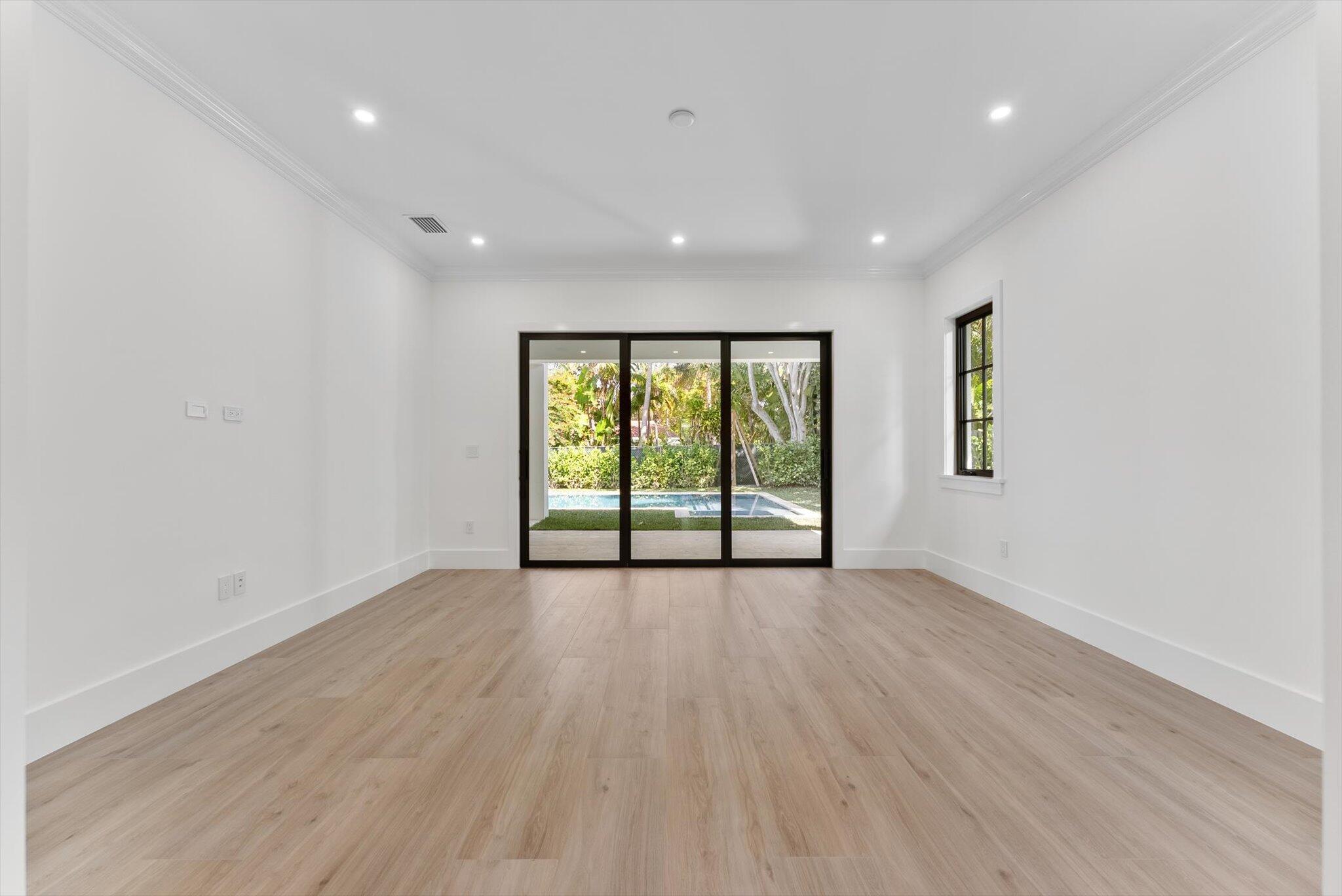 715 MISSION HILL Road