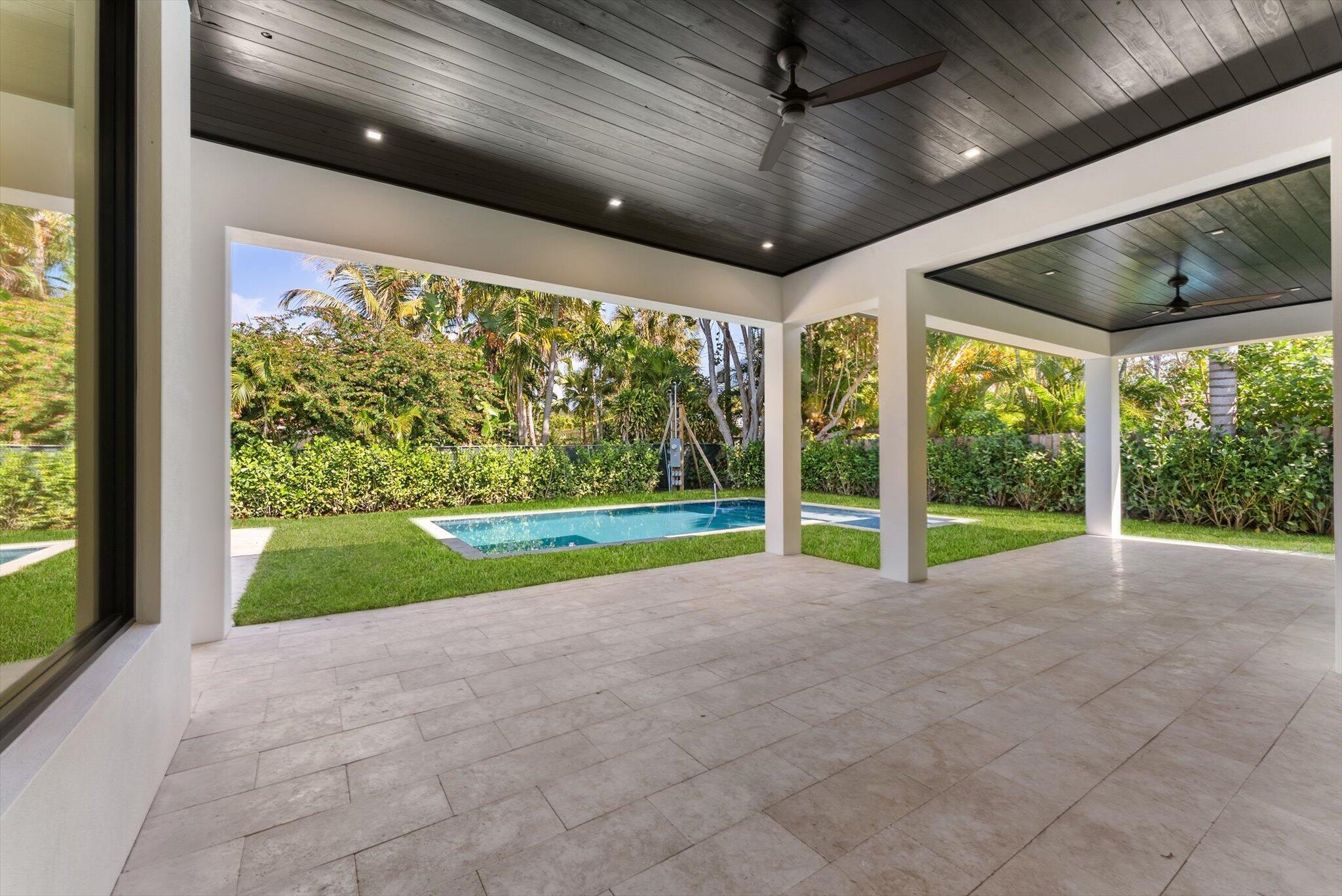 715 MISSION HILL Road
