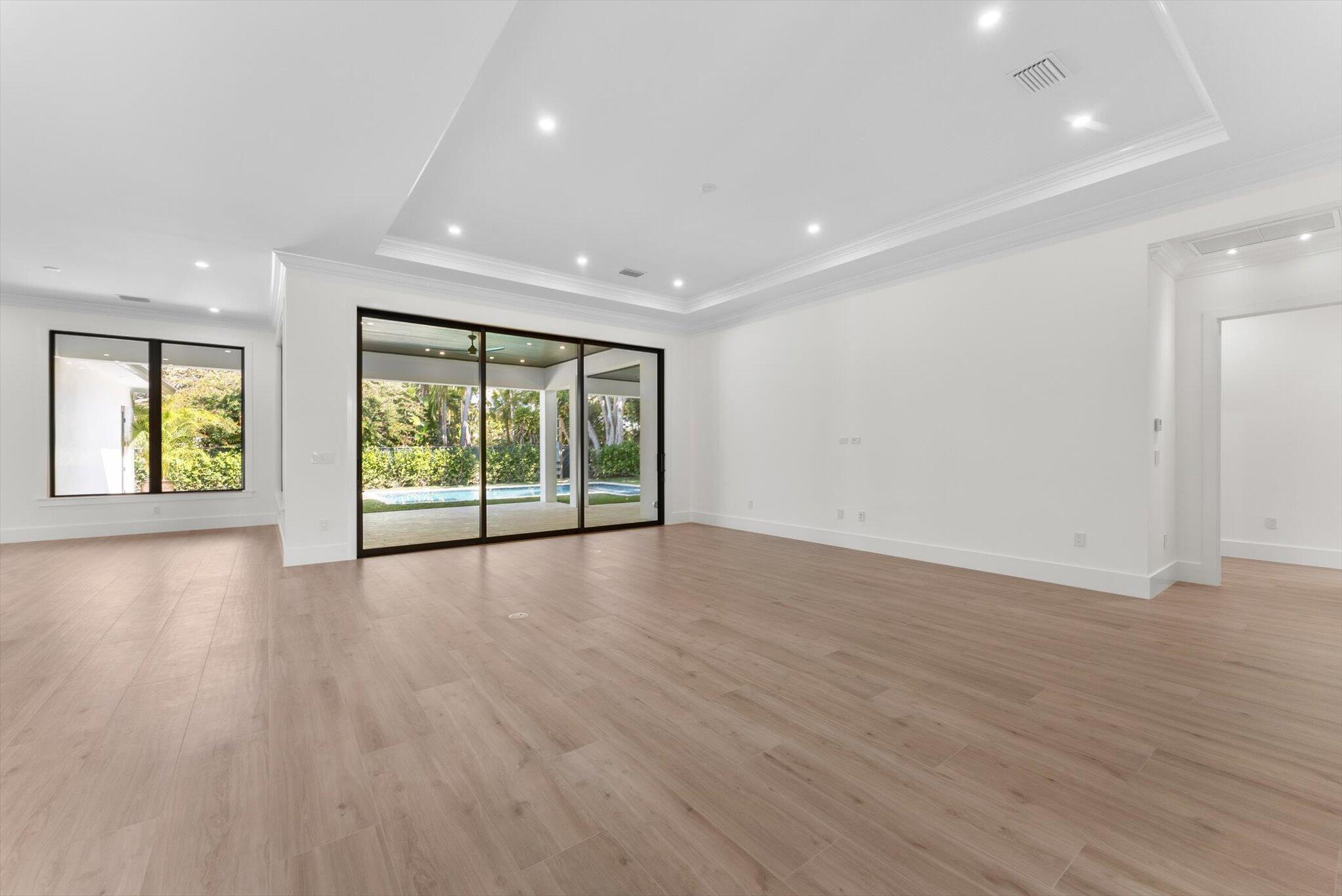 715 MISSION HILL Road