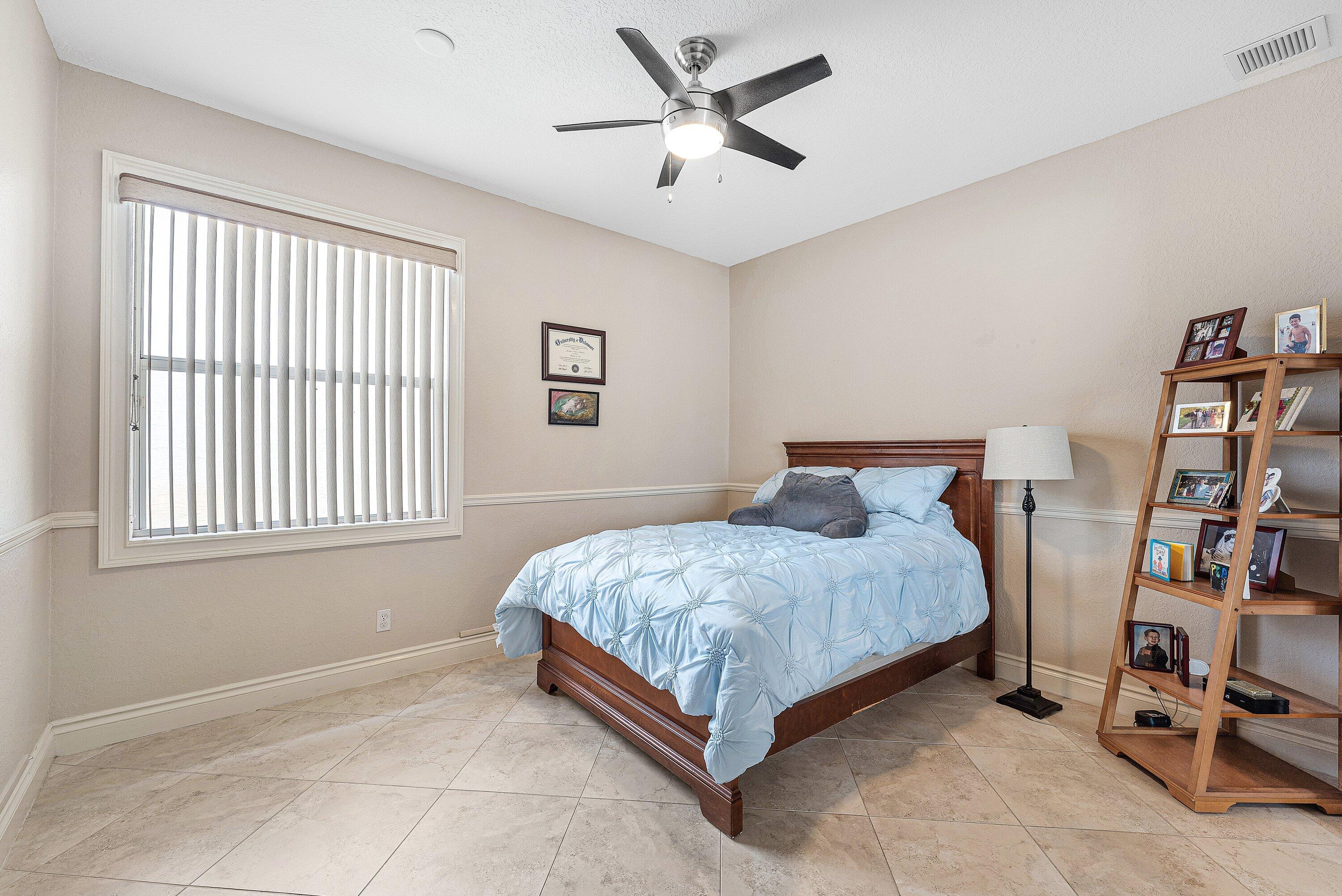 310 VENICE Boulevard 310