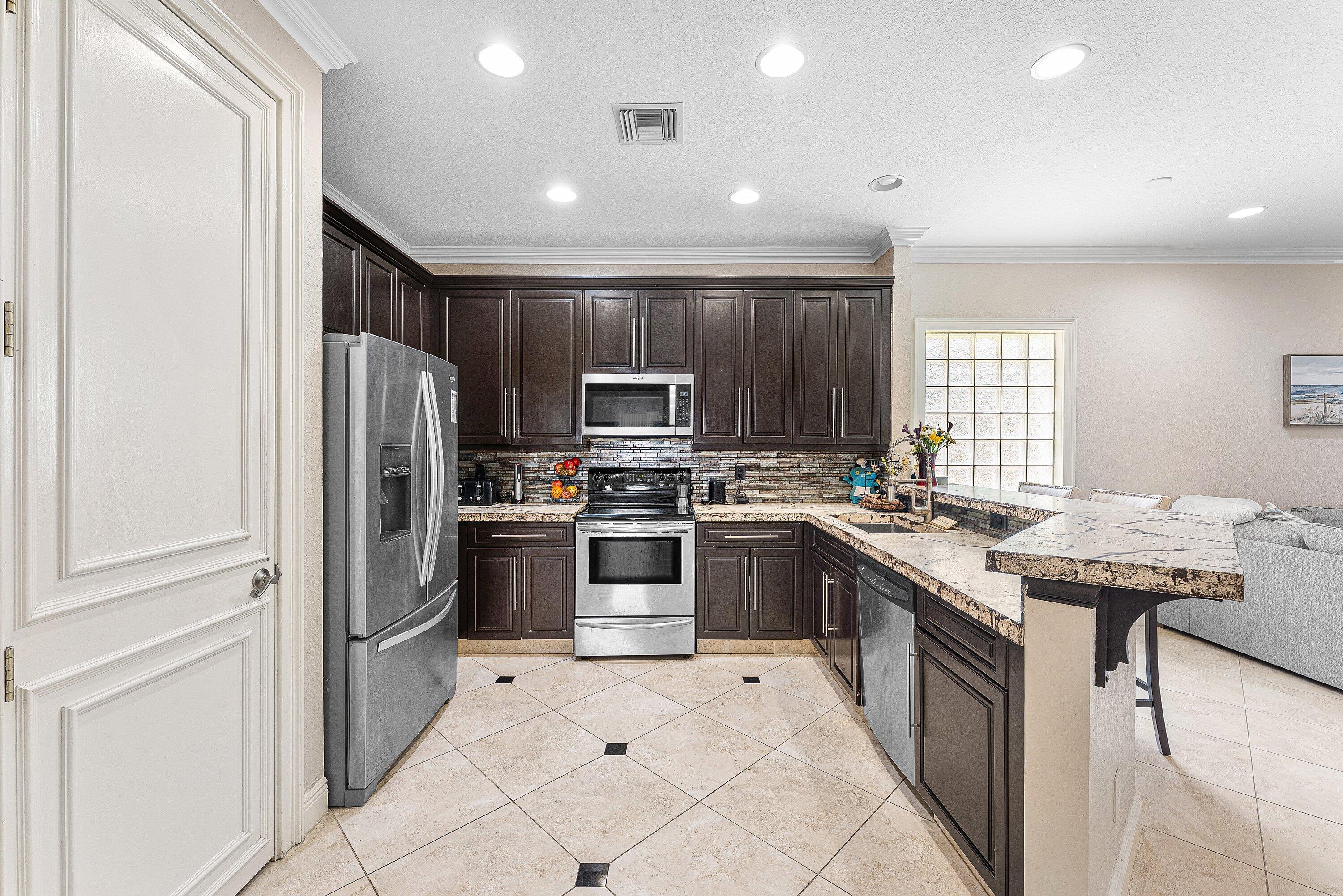 310 VENICE Boulevard 310