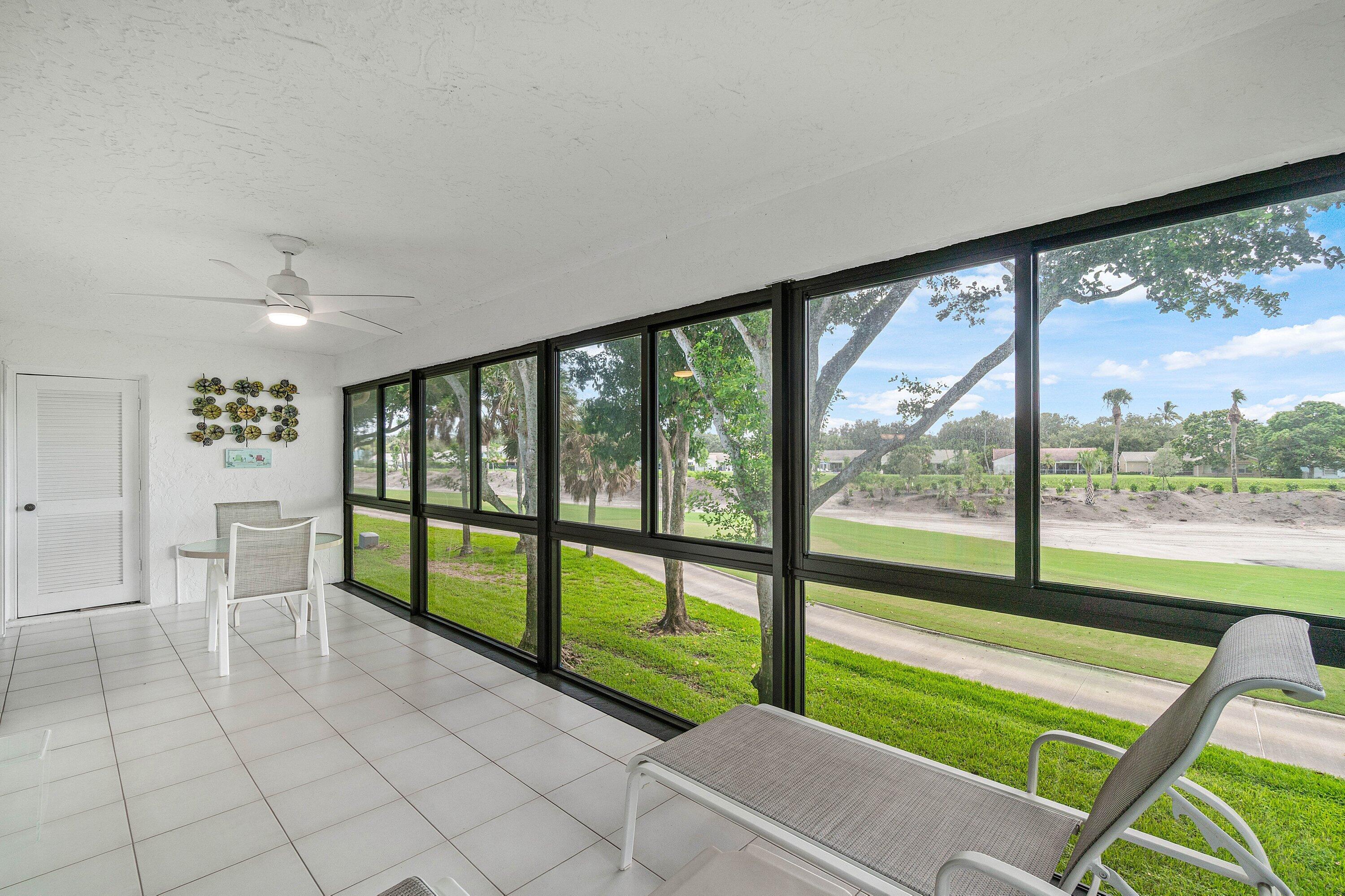 37 Stratford Lane W D
