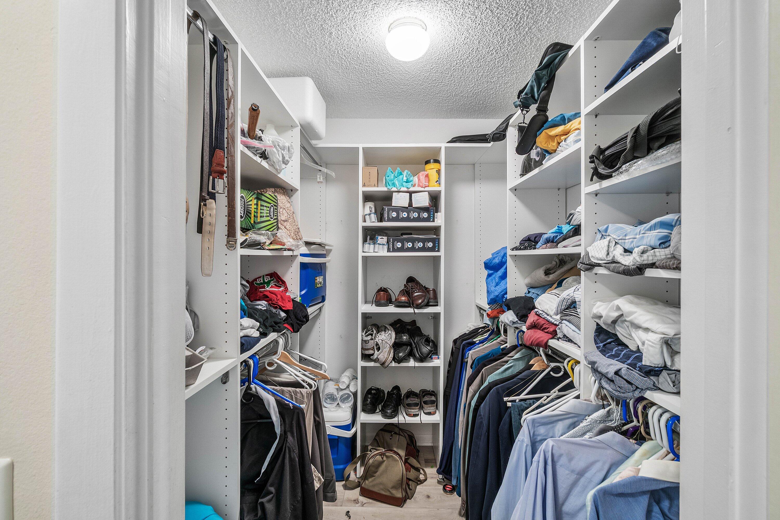 37 Stratford Lane W D