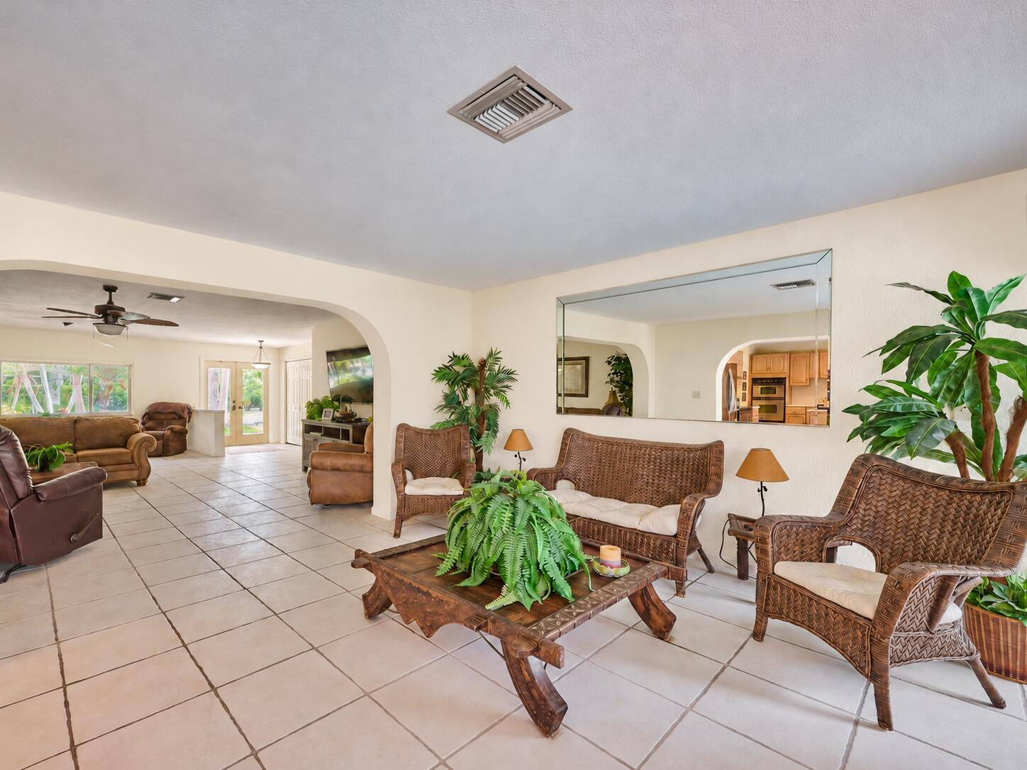2810 NE 48th Court