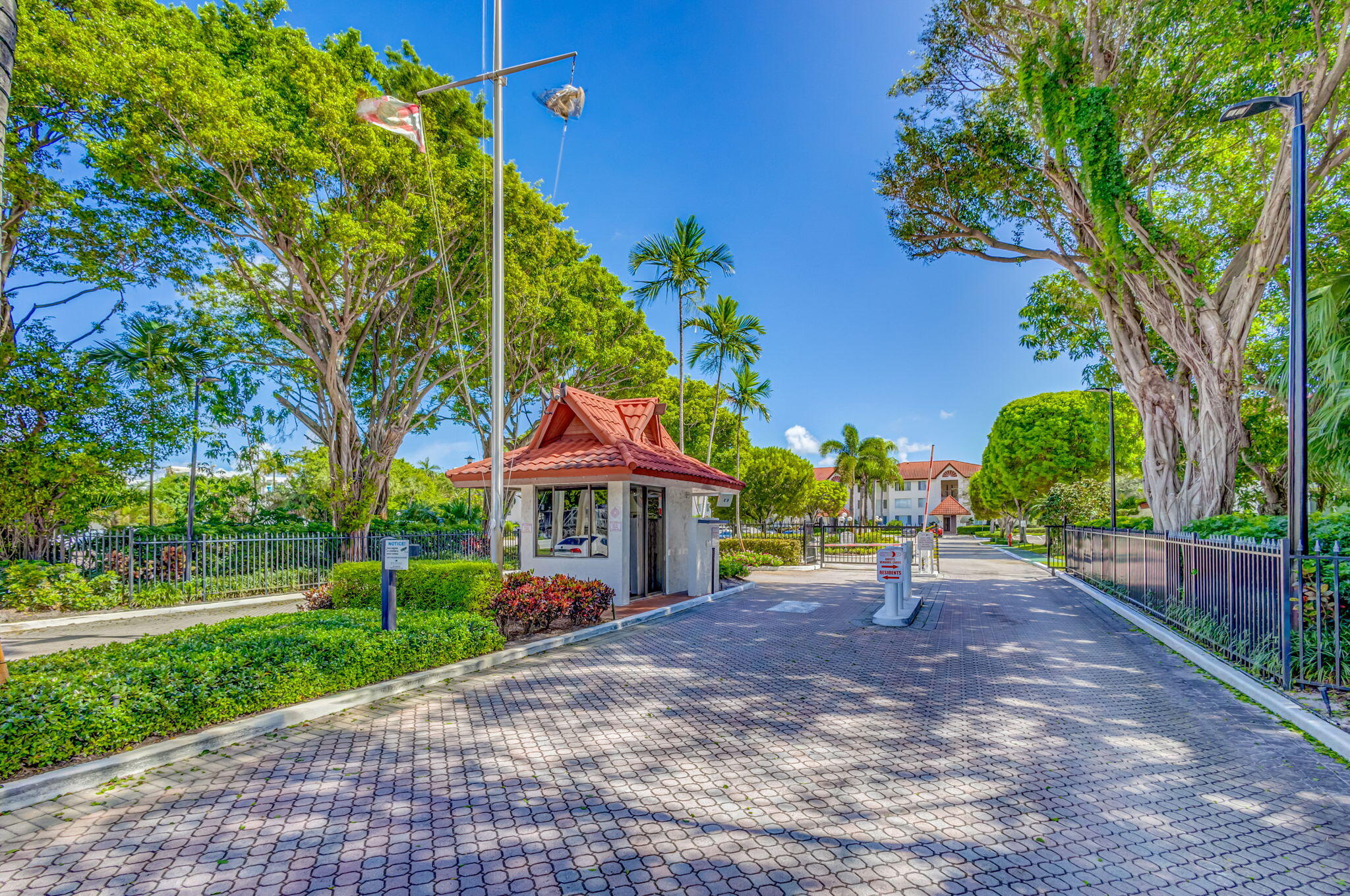 102 Half Moon Circle F2