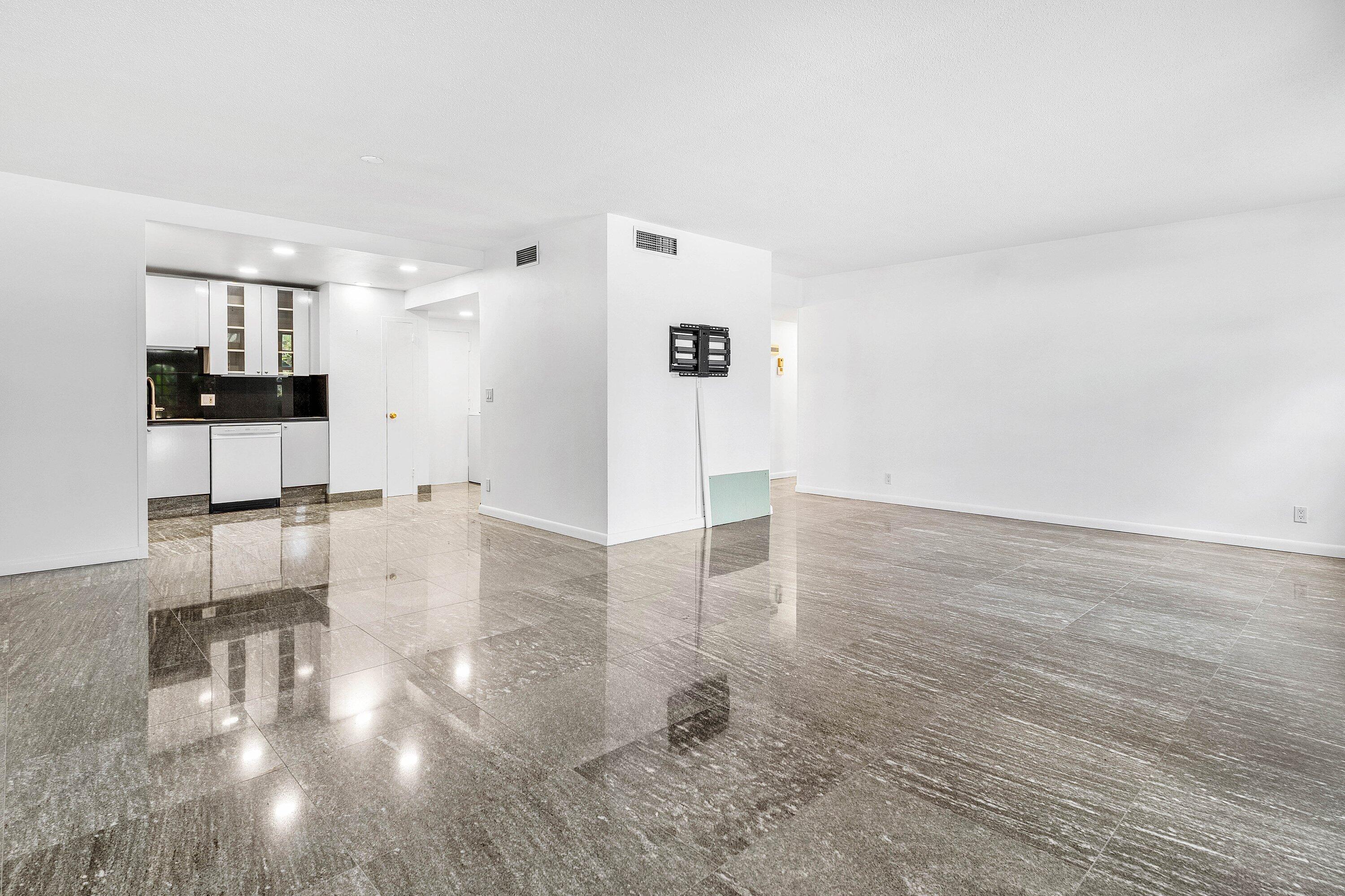 3475 S OCEAN Boulevard 1100