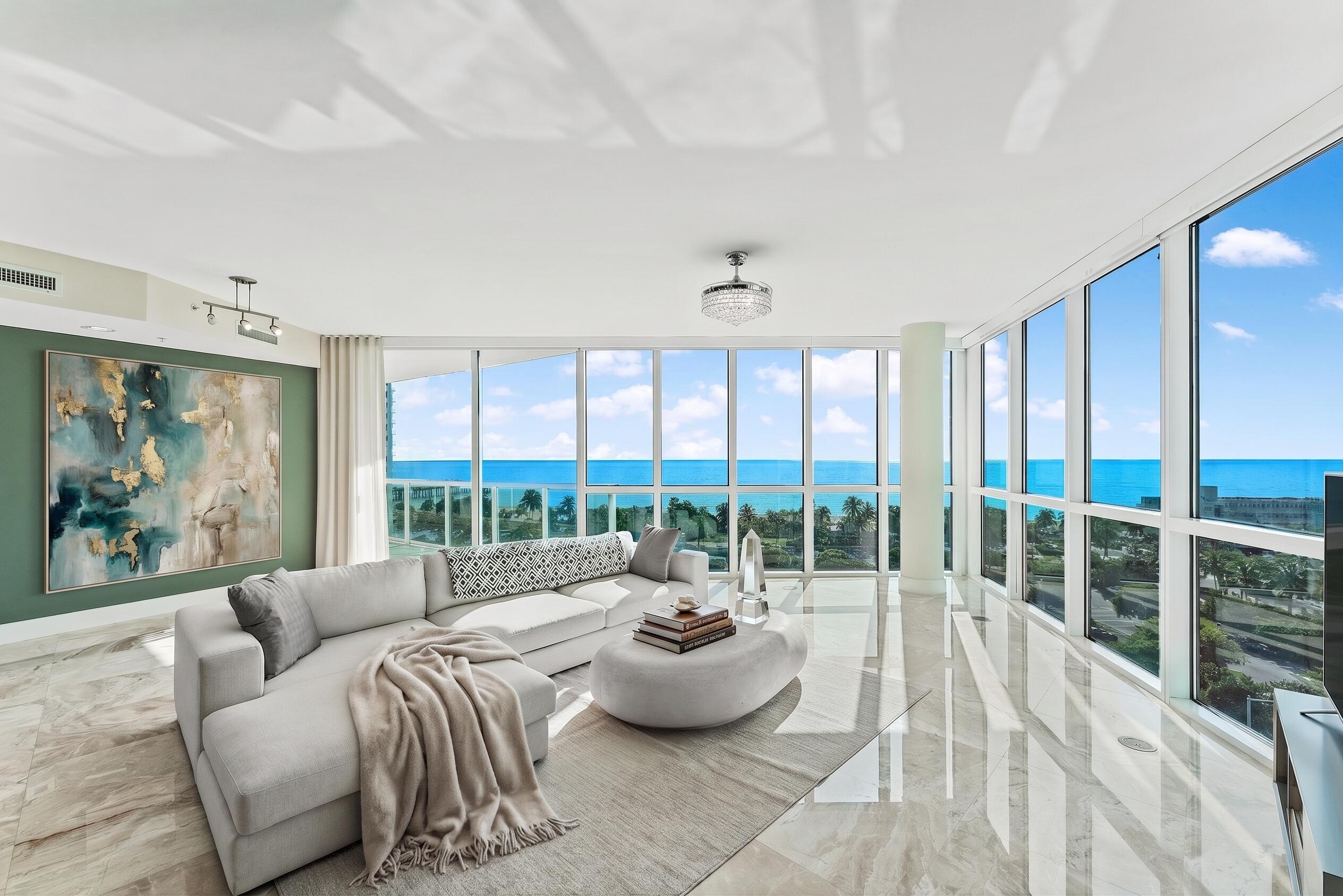 1 N Ocean Boulevard 806