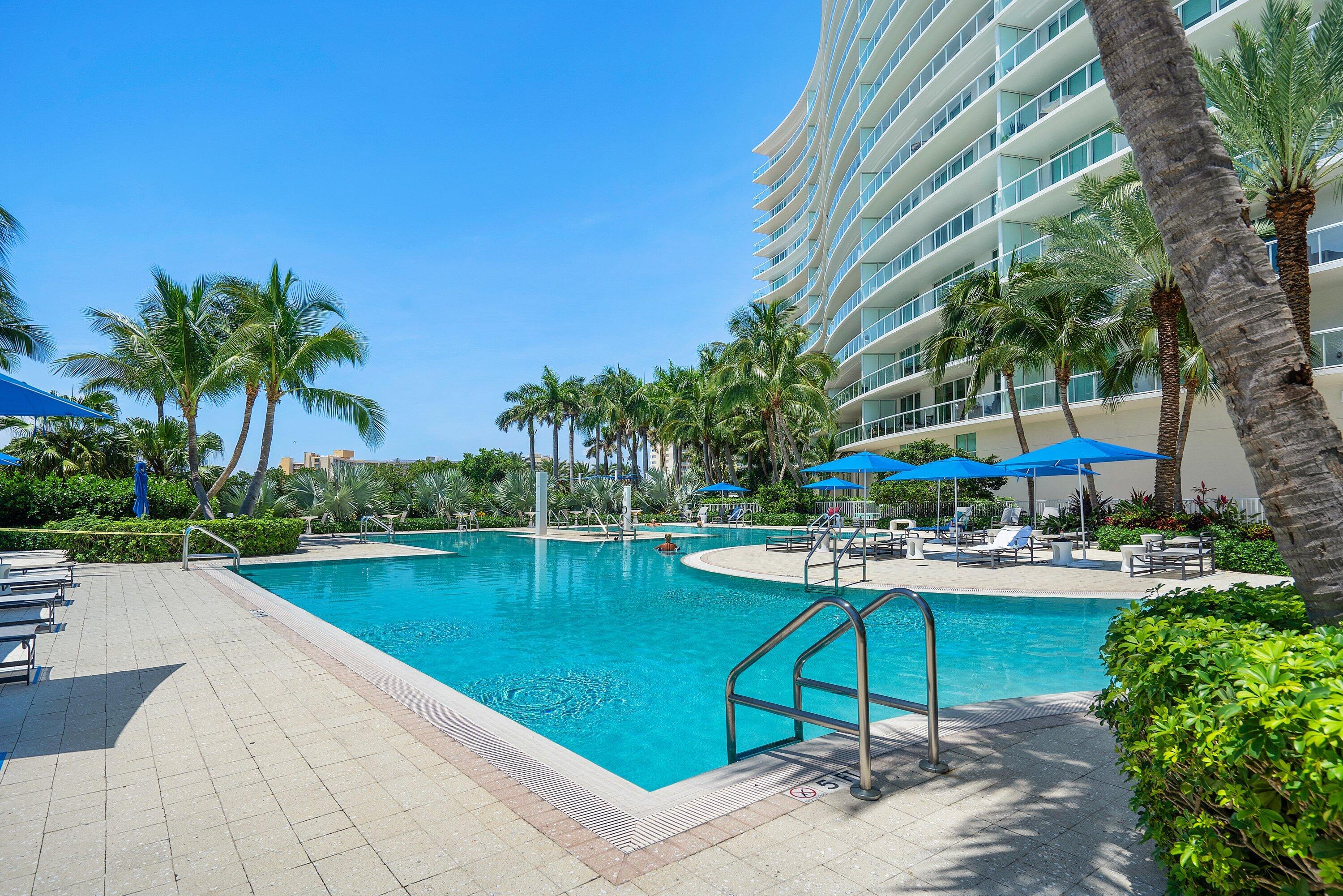 1 N Ocean Boulevard 806