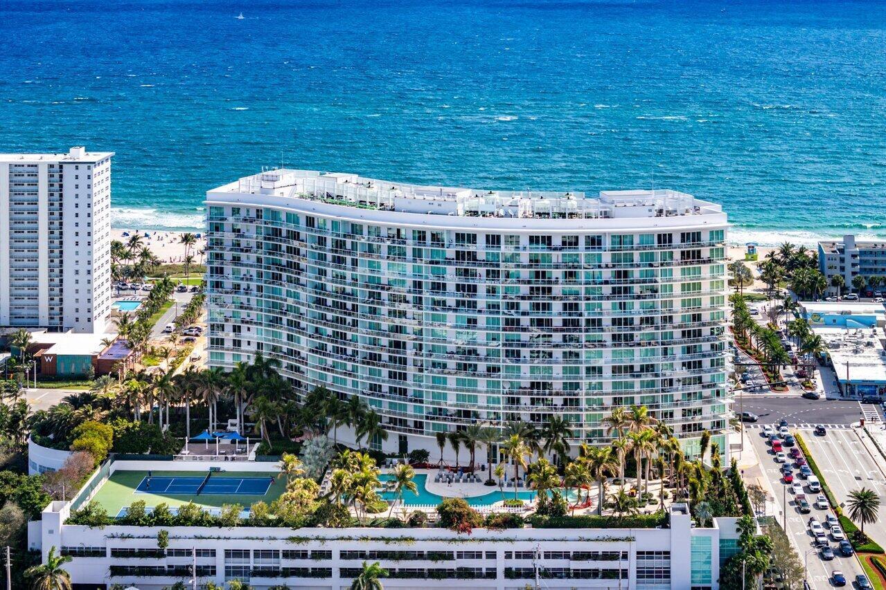 1 N Ocean Boulevard 806