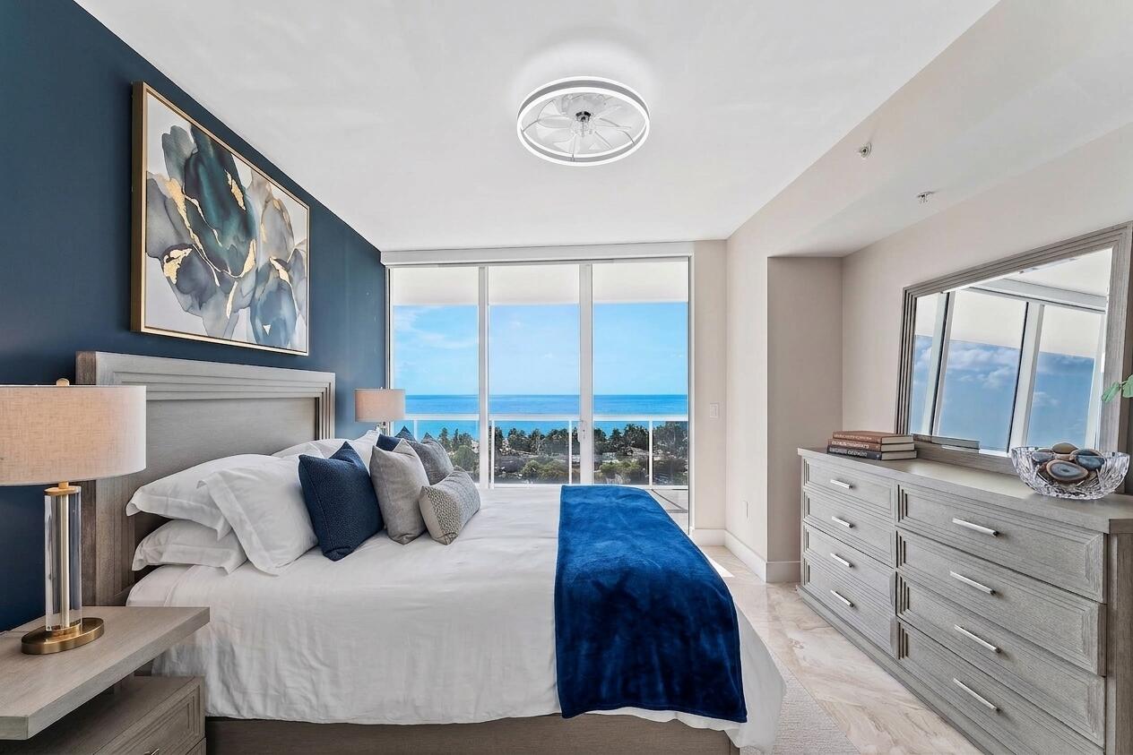 1 N Ocean Boulevard 806