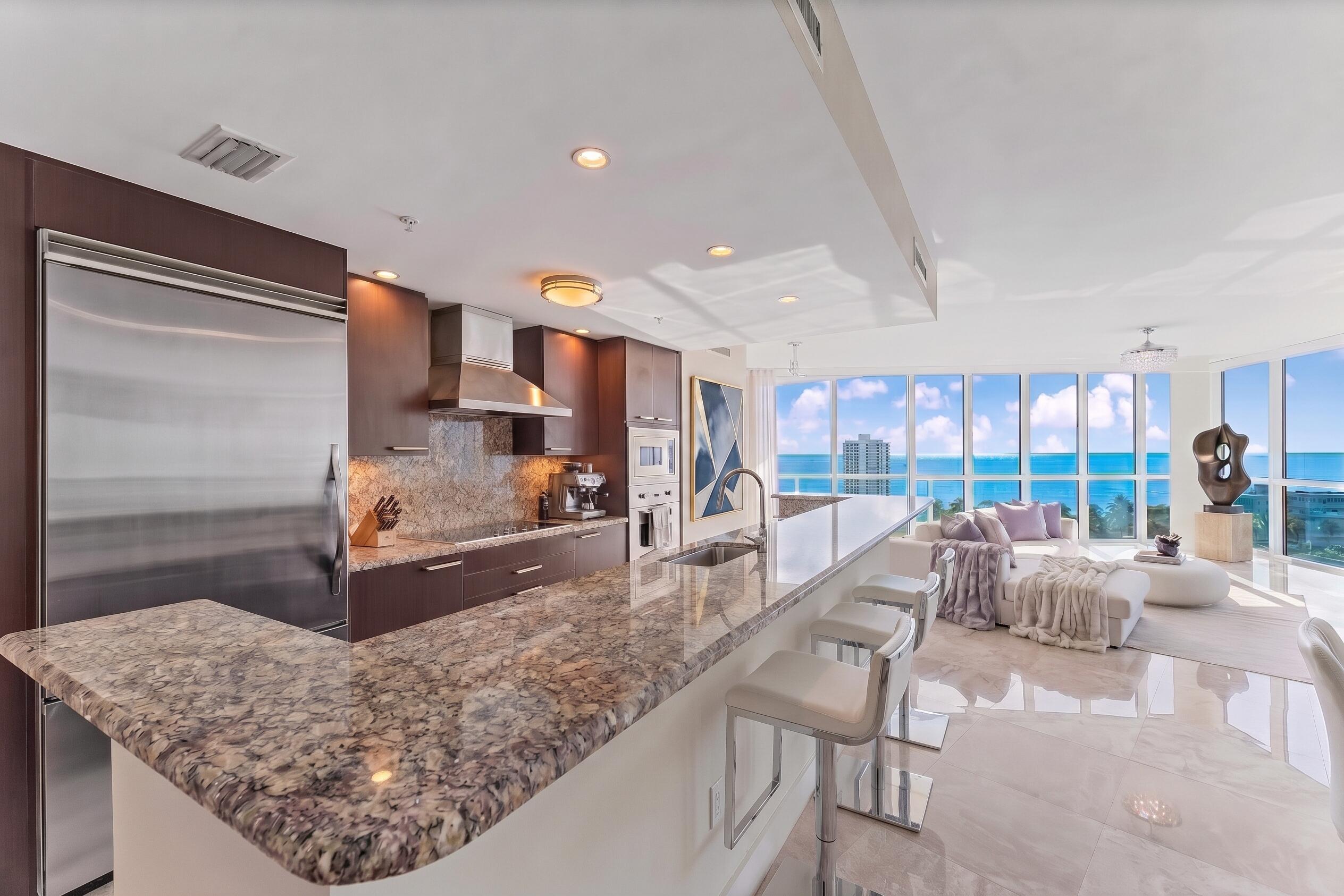 1 N Ocean Boulevard 806