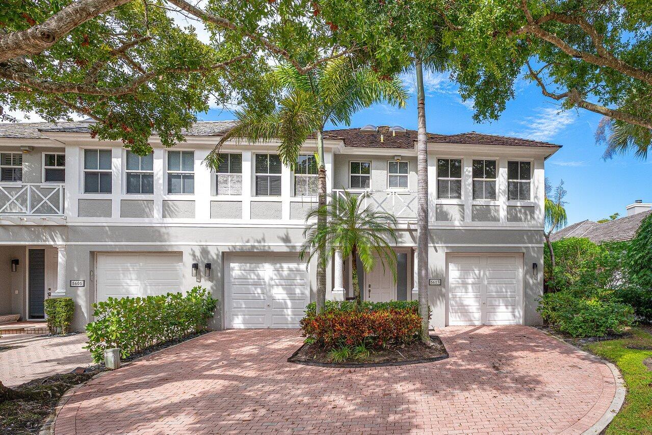 5613 NW 39th Avenue