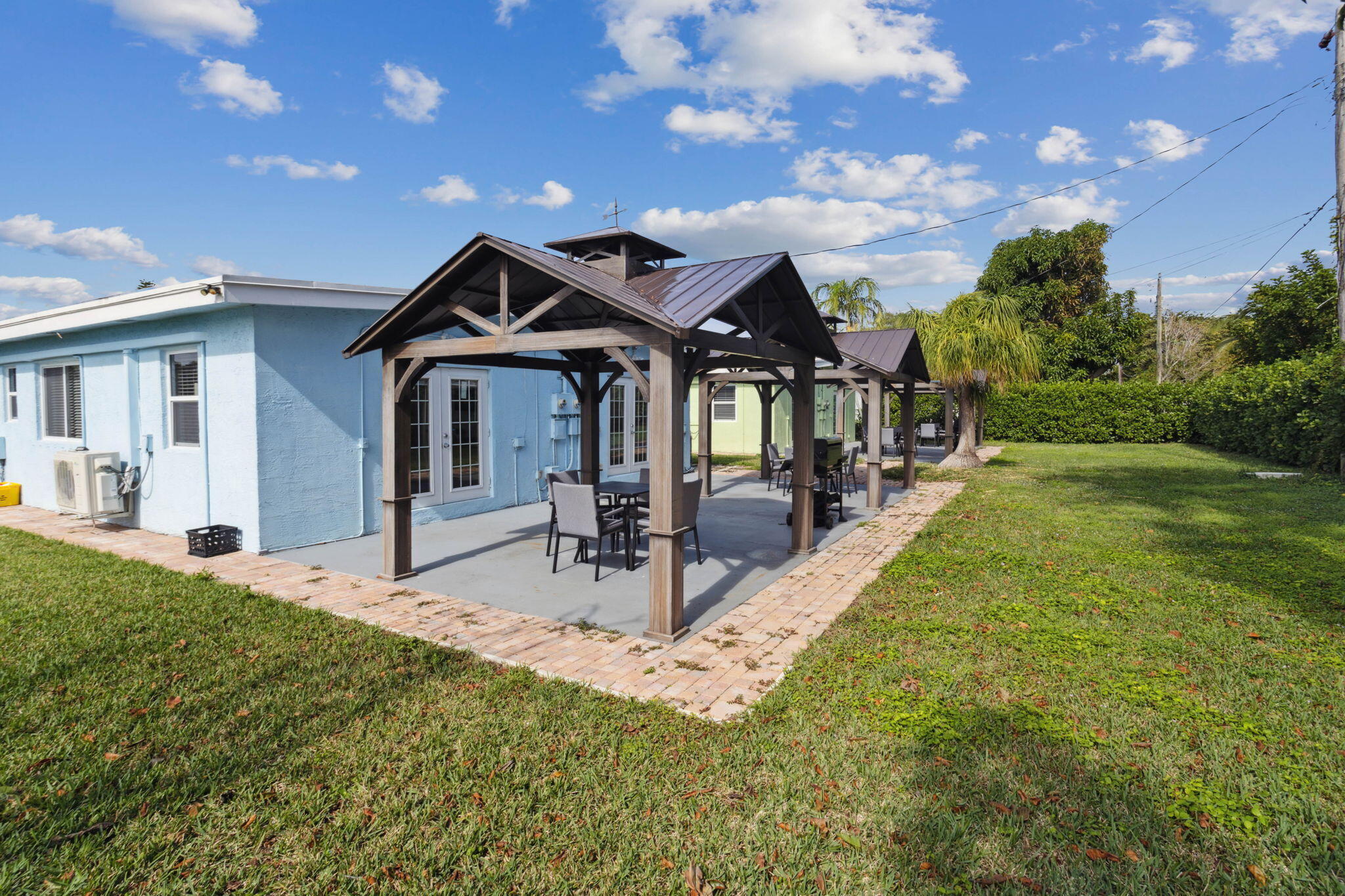 115 NW 8th Avenue