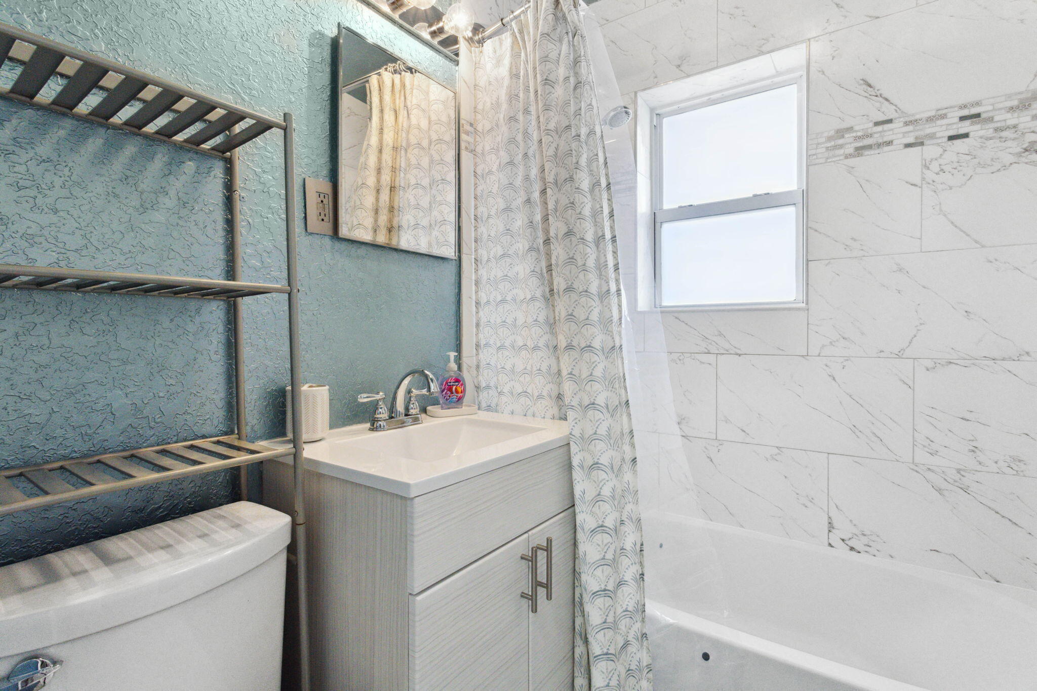 115 NW 8th Avenue