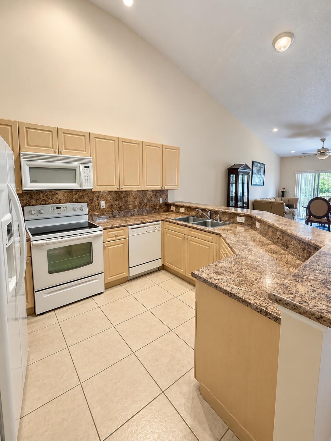 2405 WINDJAMMER Way