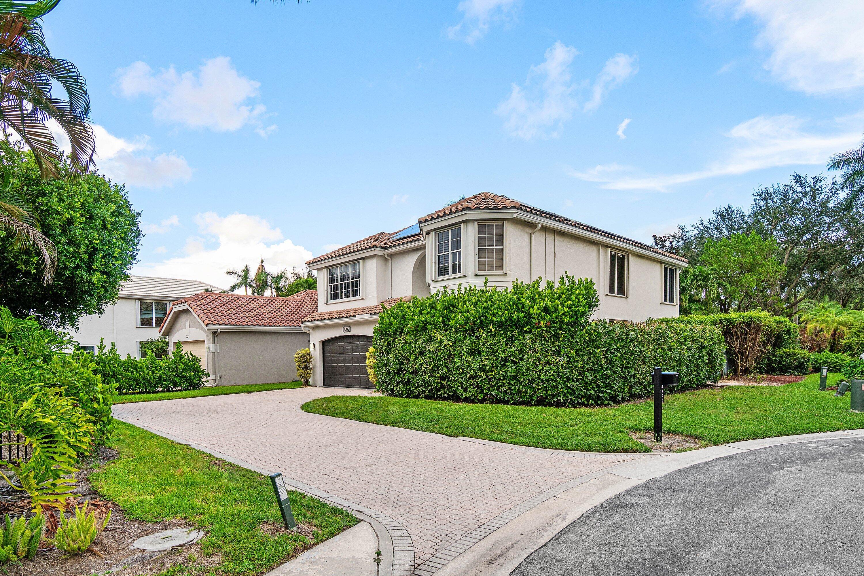 5705 NW 42ND Court