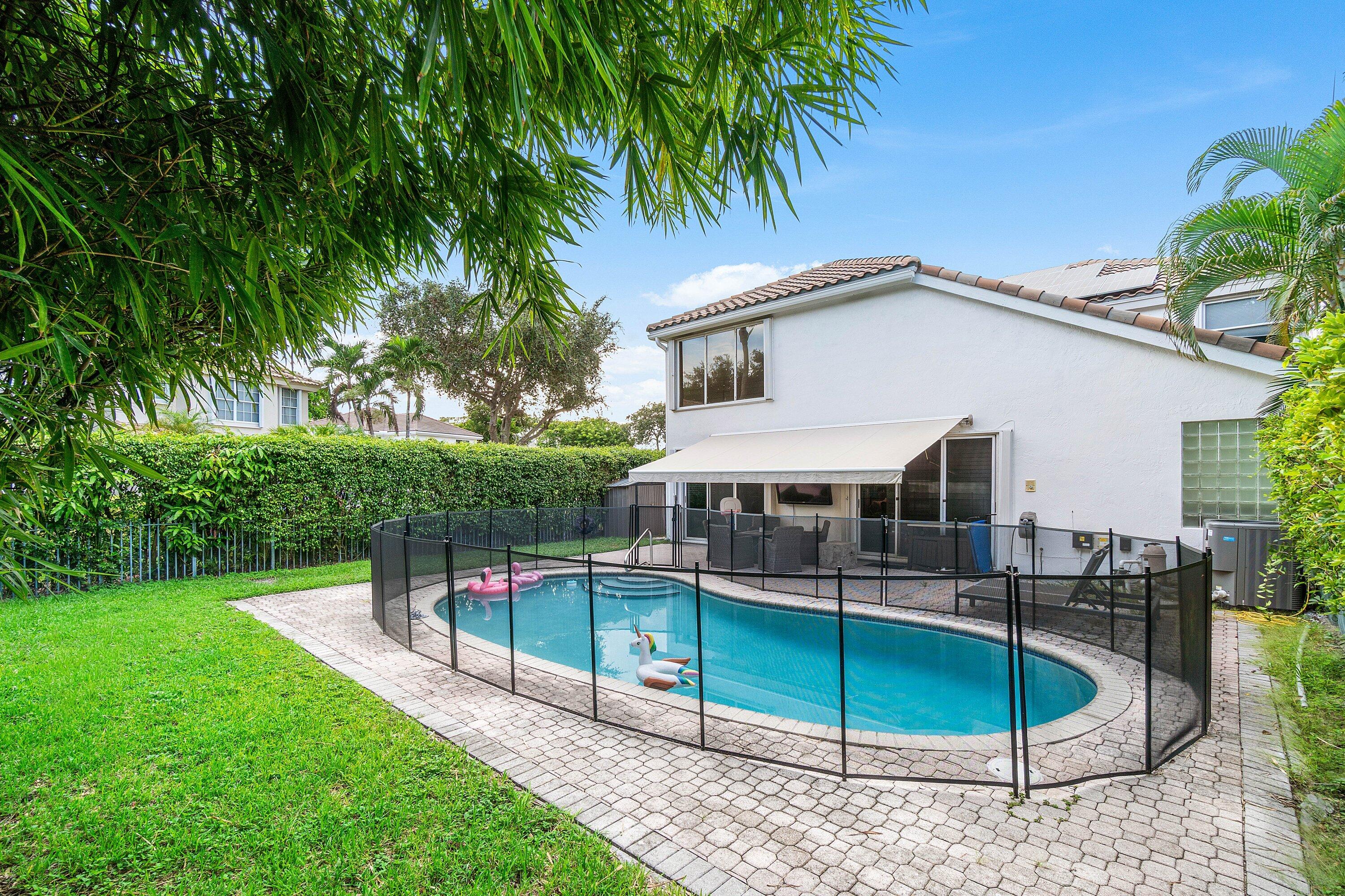 5705 NW 42ND Court