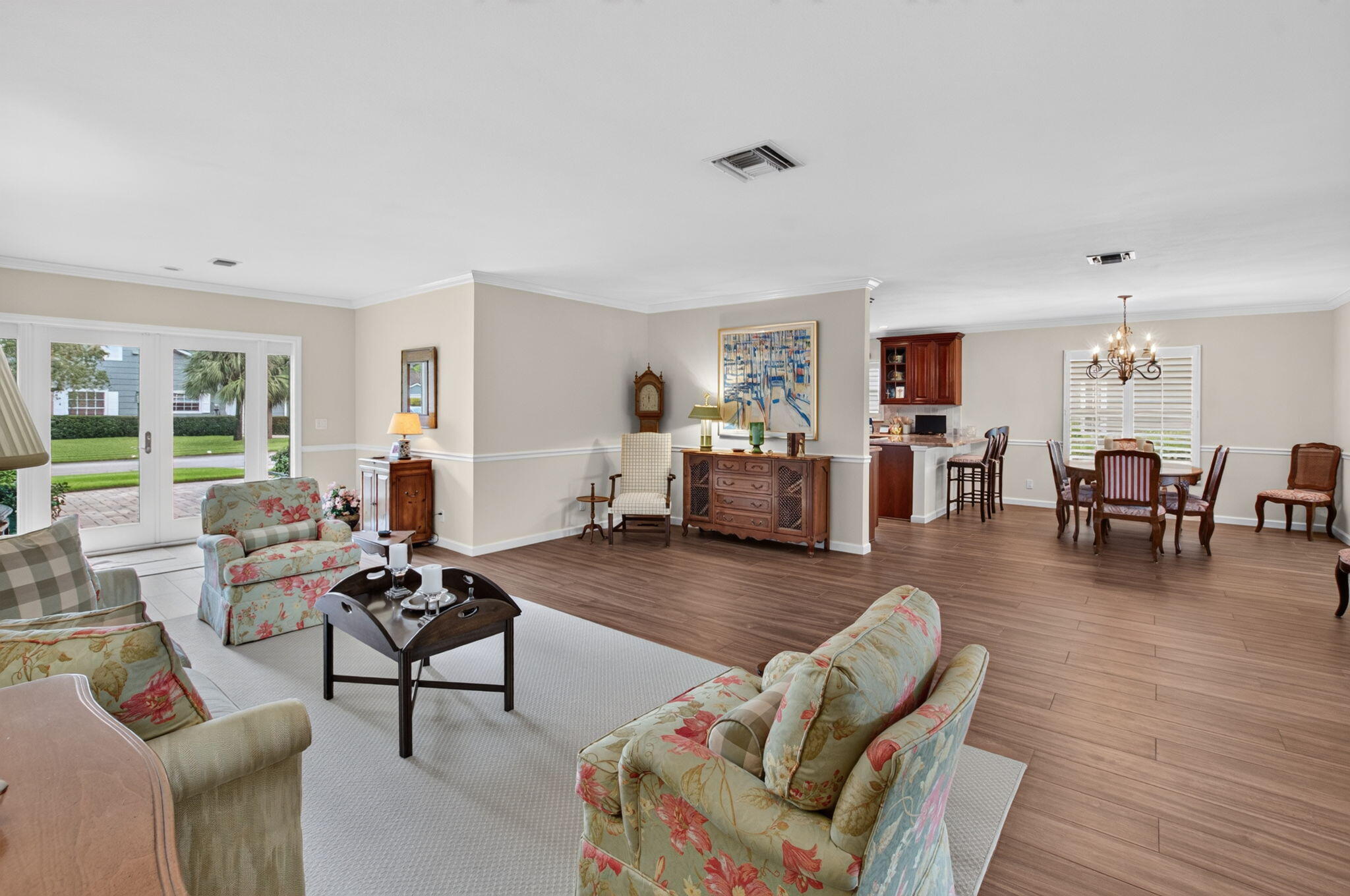 7 Holly Drive