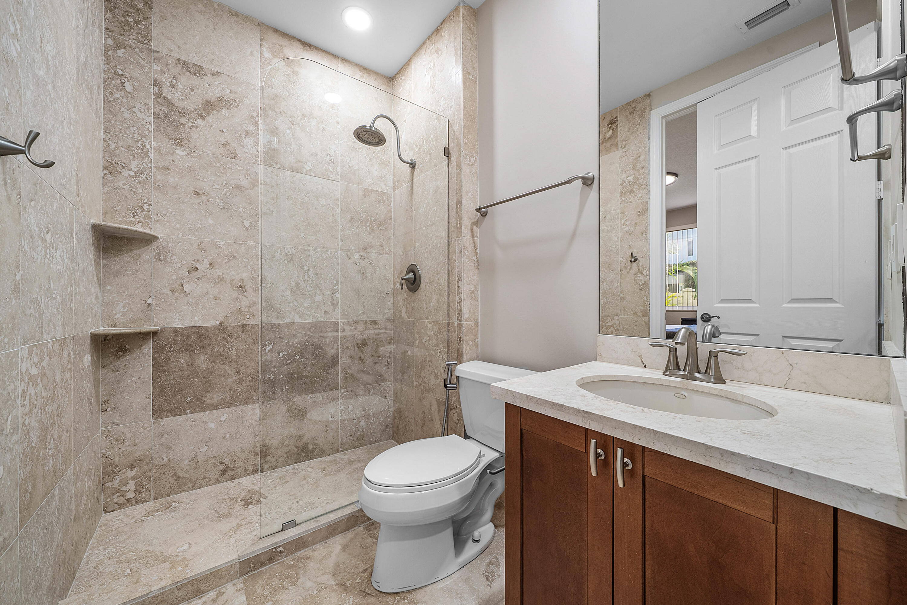 3131 Waterside Circle