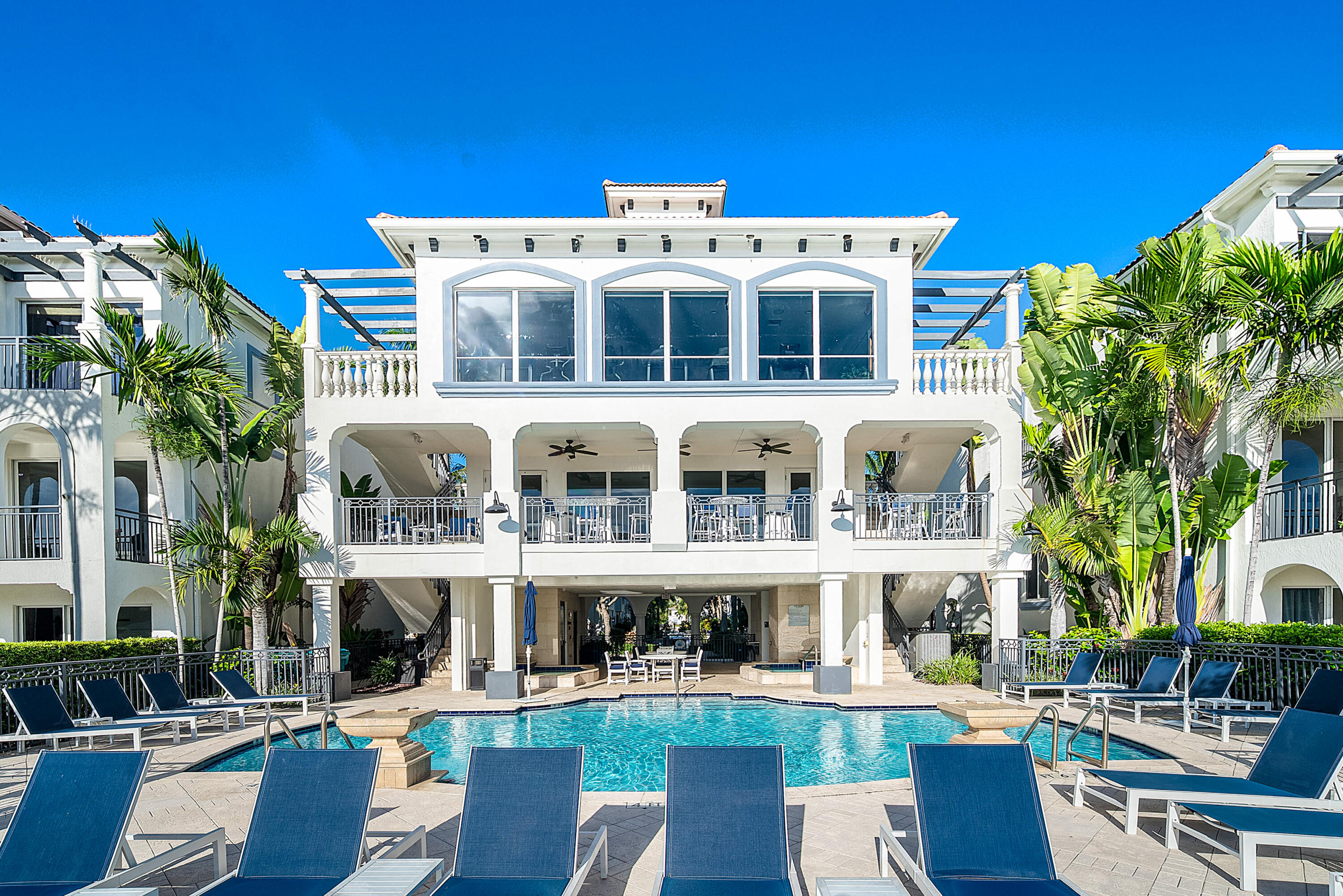 3131 Waterside Circle