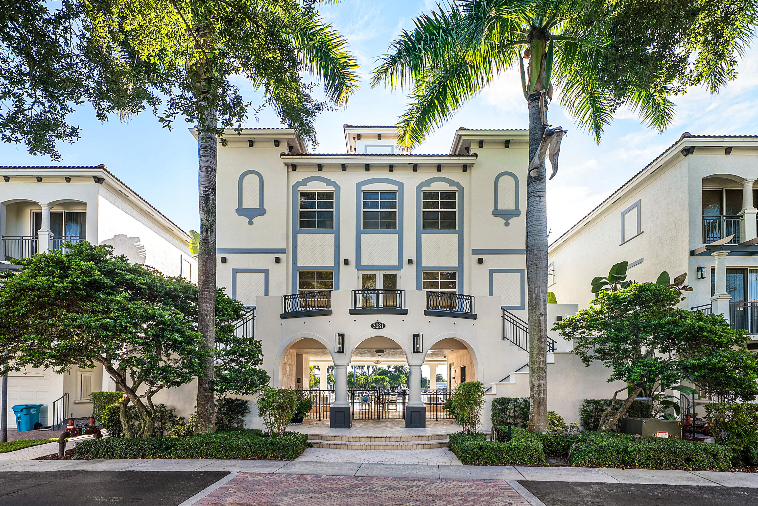 3131 Waterside Circle
