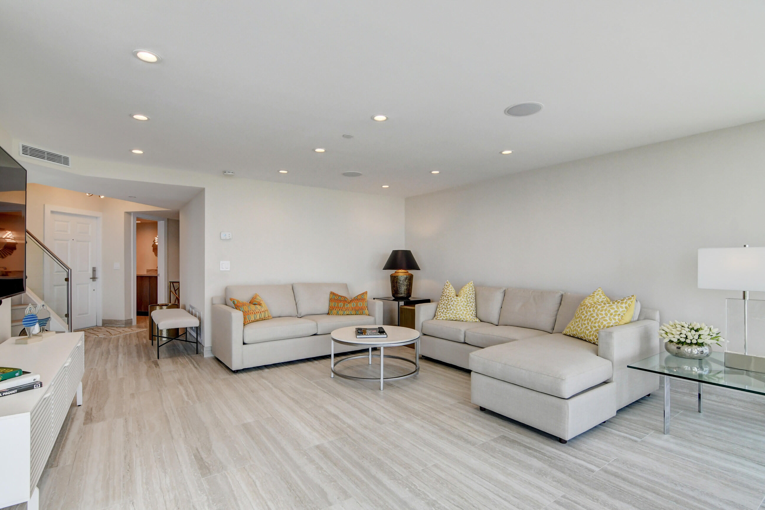2575 S Ocean Boulevard 204S