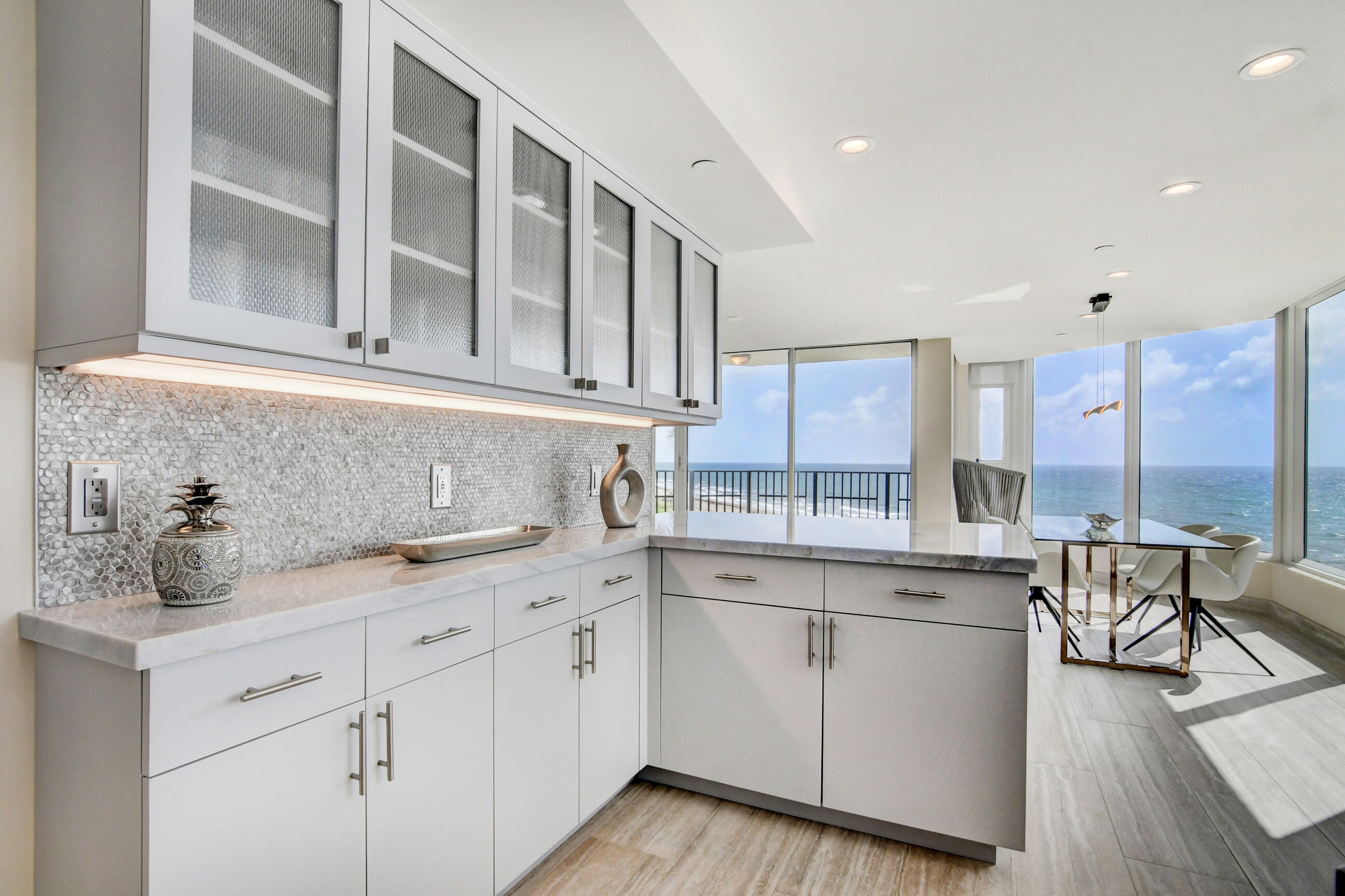 2575 S Ocean Boulevard 204S