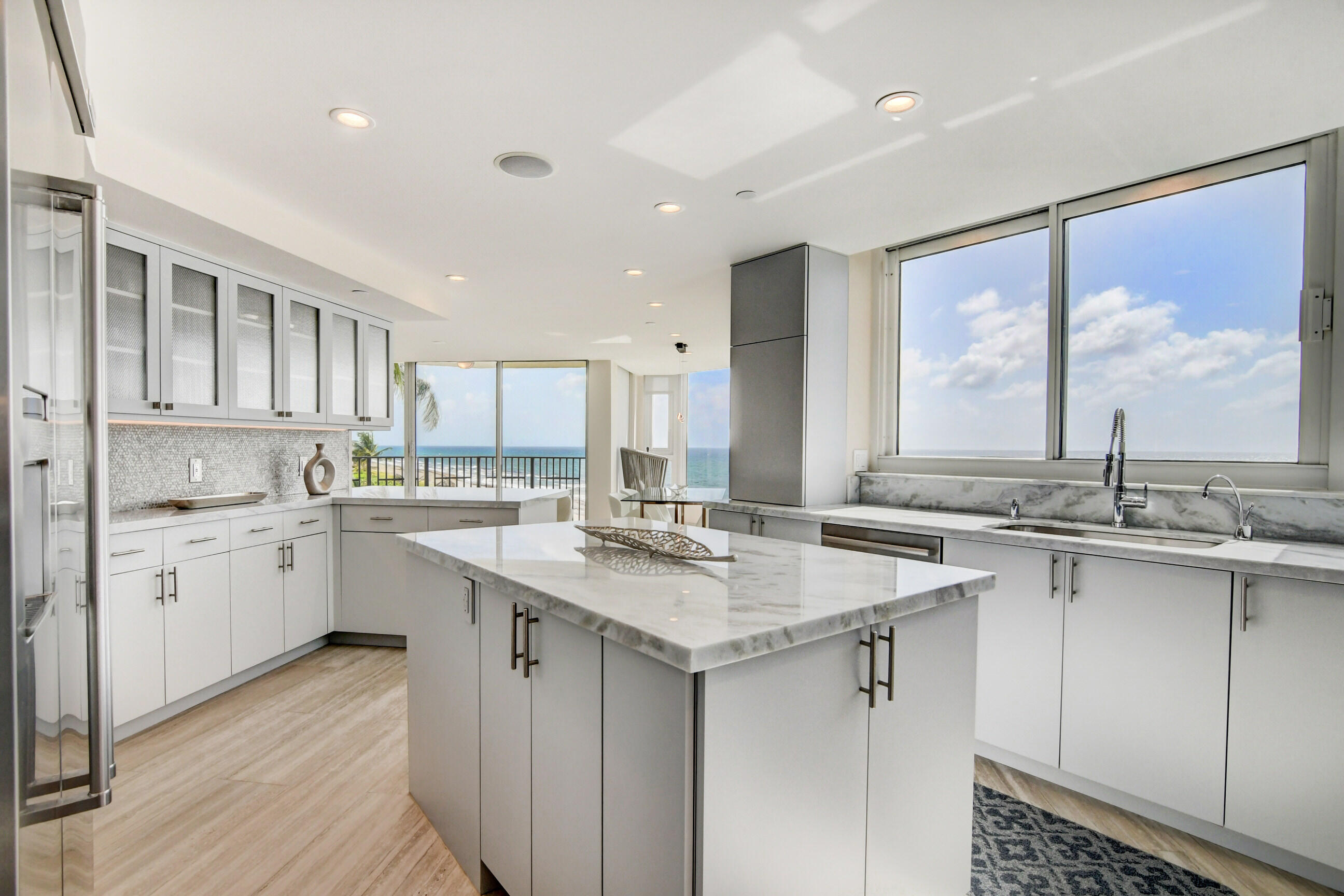 2575 S Ocean Boulevard 204S