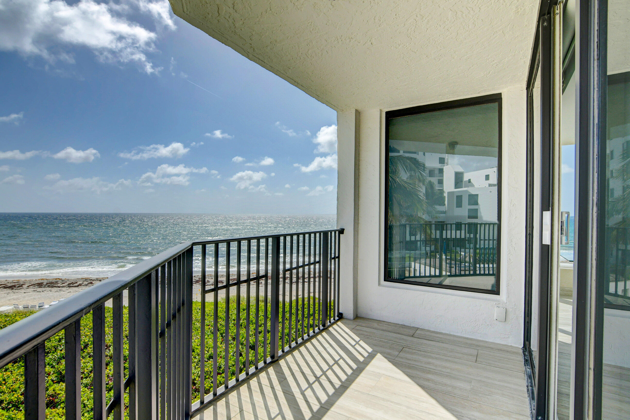 2575 S Ocean Boulevard 204S