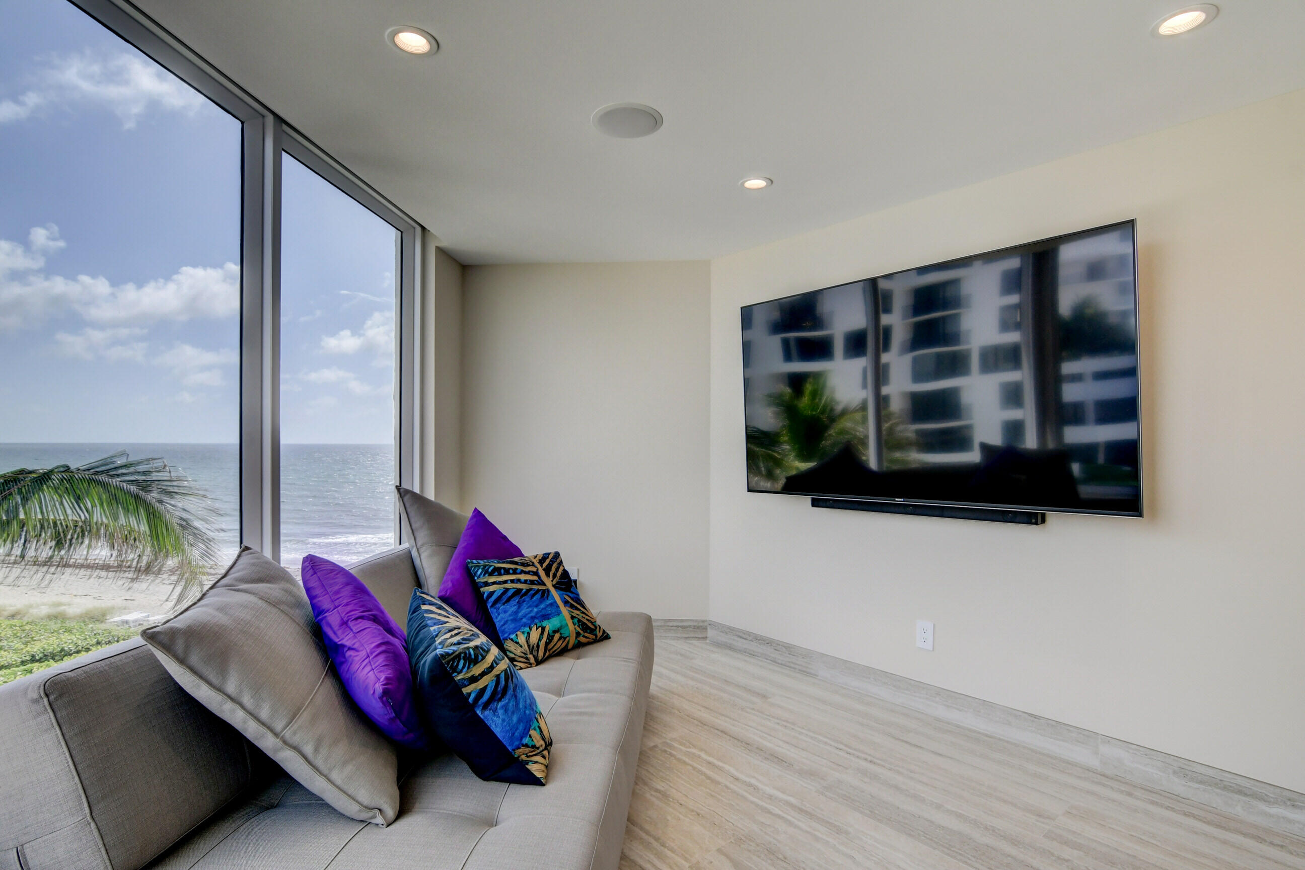 2575 S Ocean Boulevard 204S
