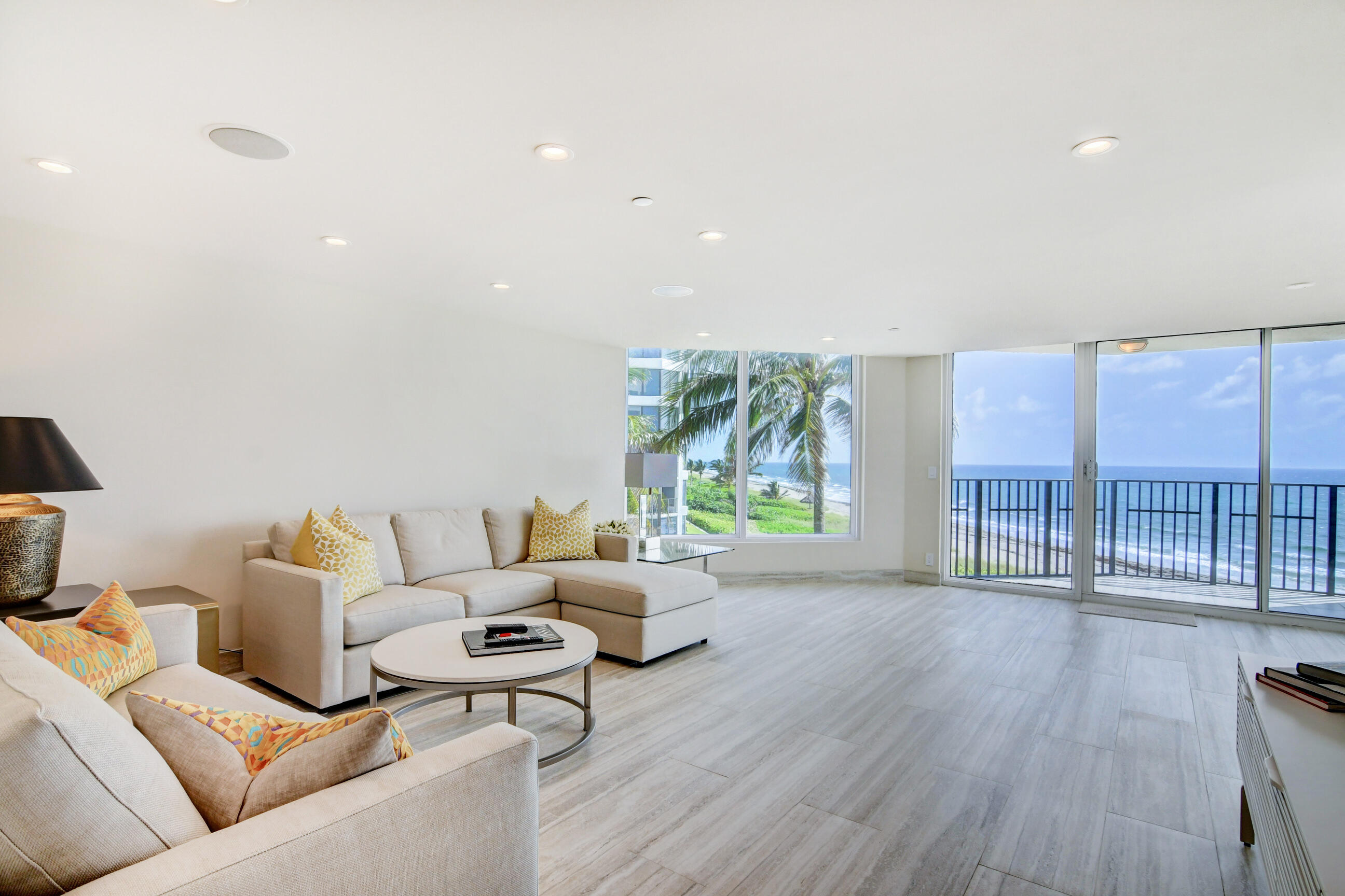 2575 S Ocean Boulevard 204S