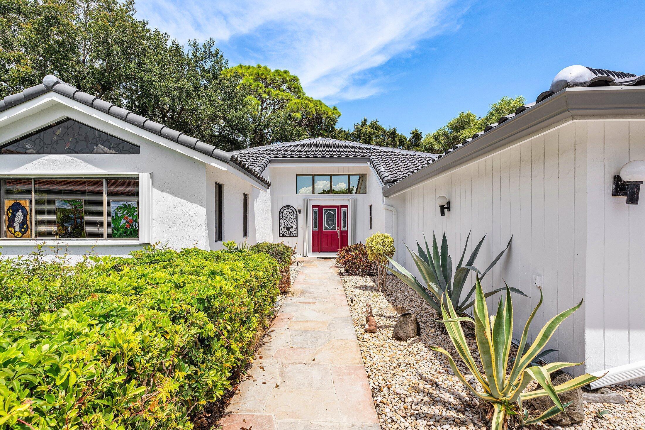 56 WOODS Lane 0560