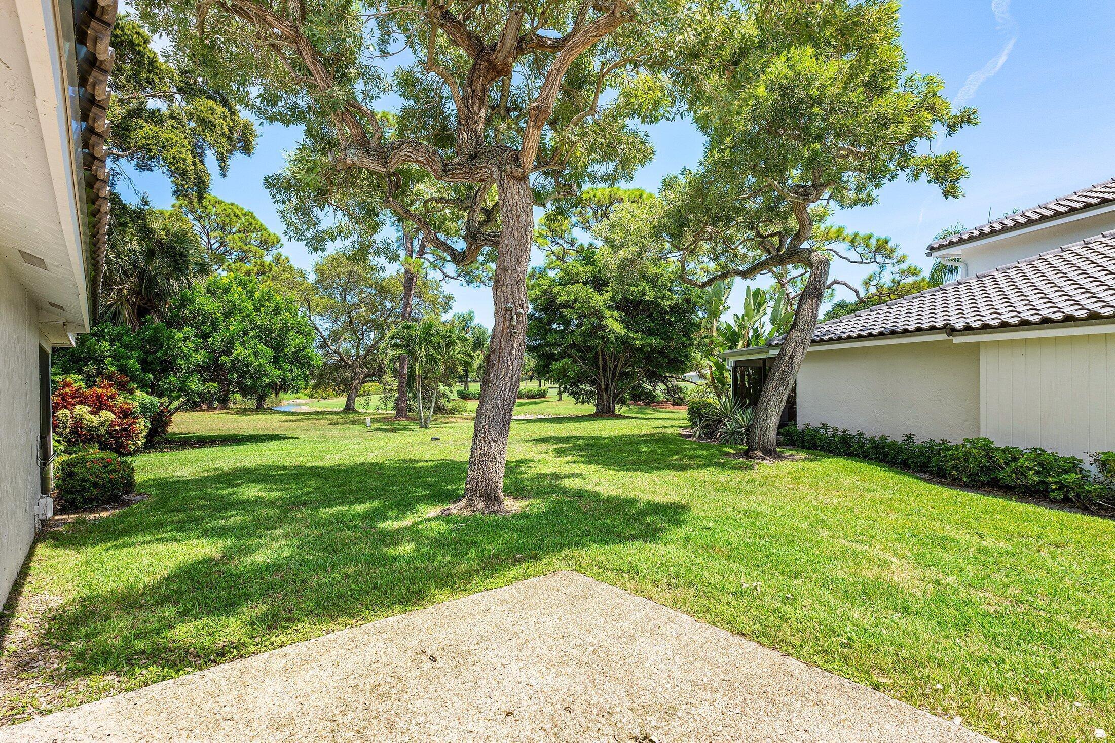 56 WOODS Lane 0560