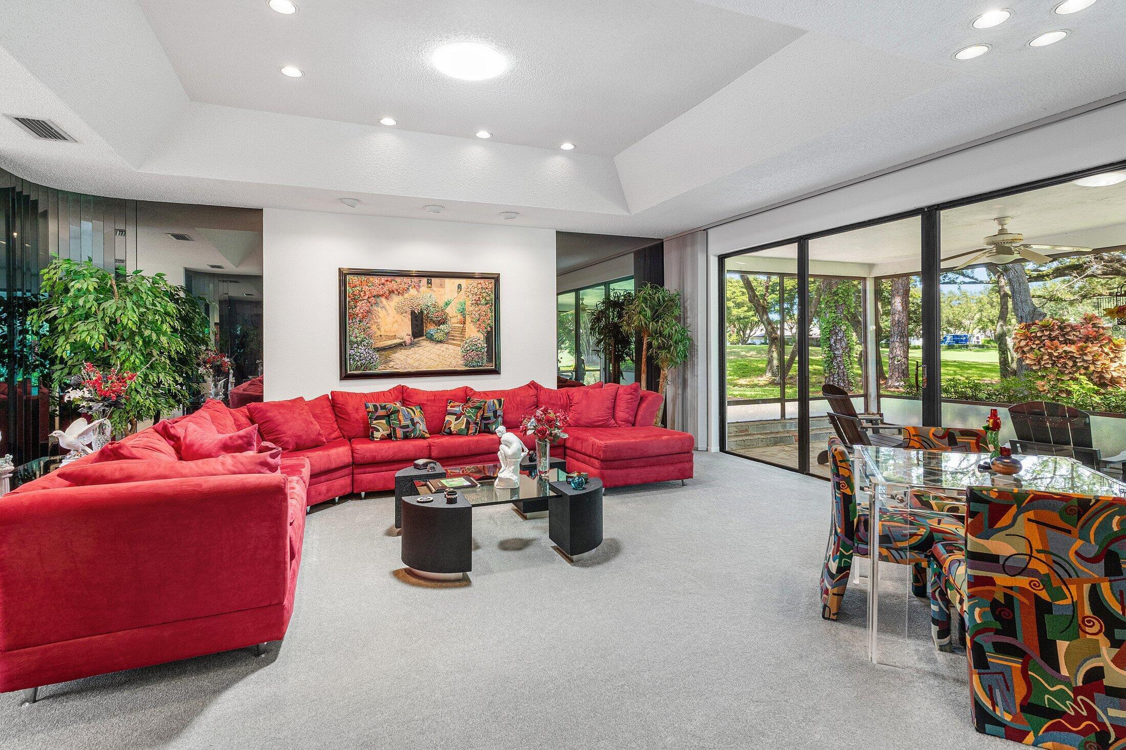 56 WOODS Lane 0560