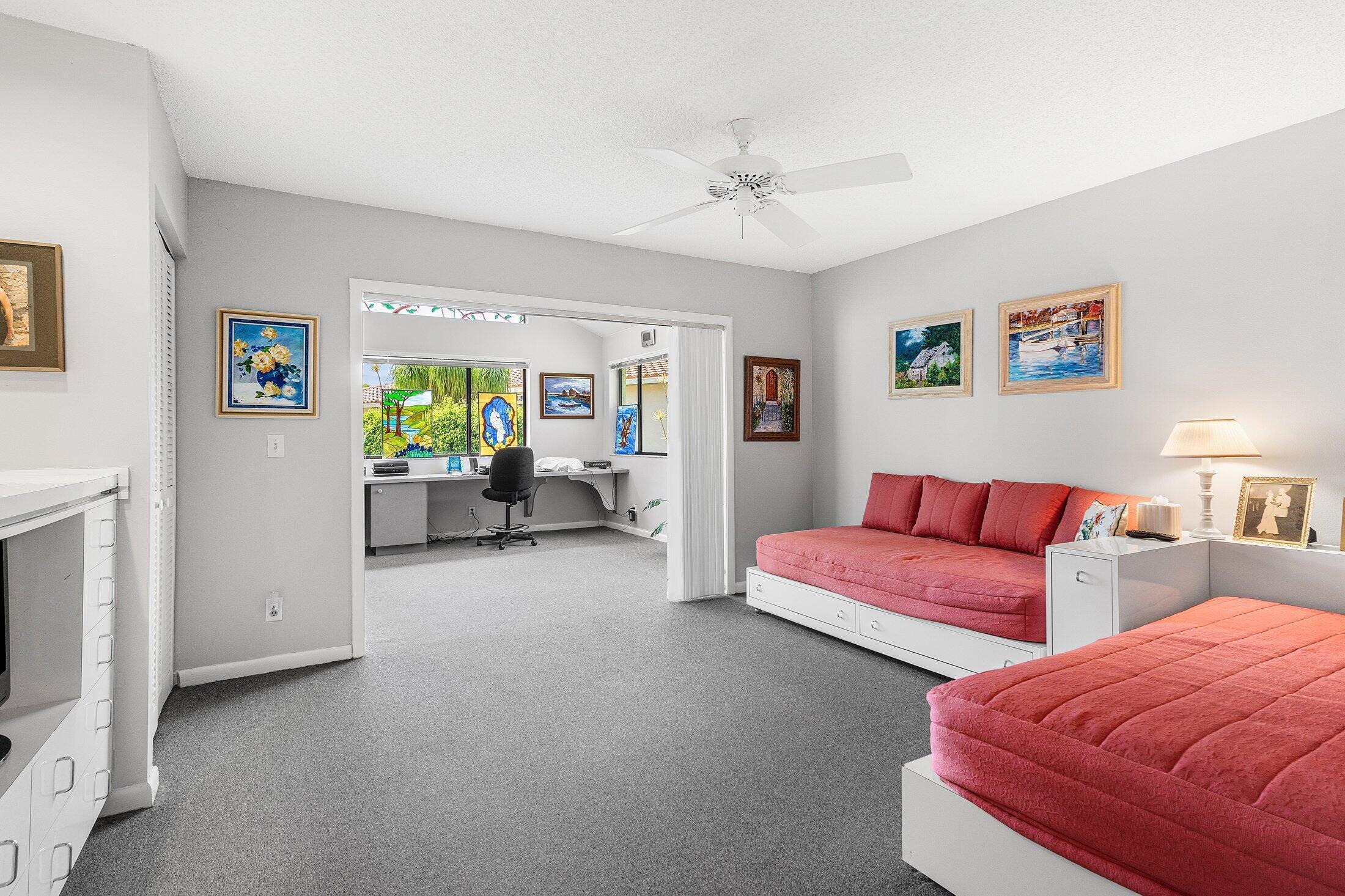 56 WOODS Lane 0560