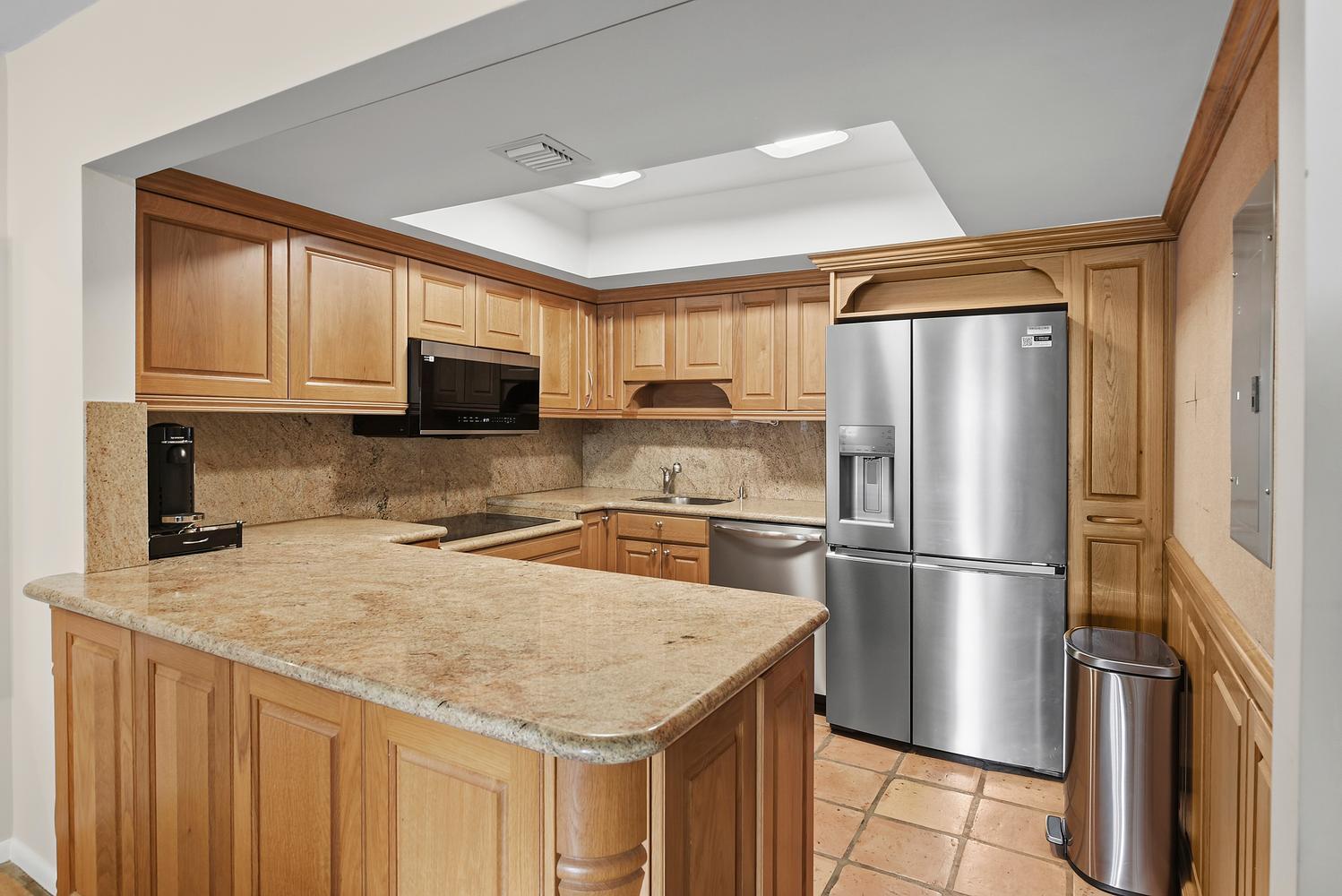 250 S OCEAN Boulevard 261