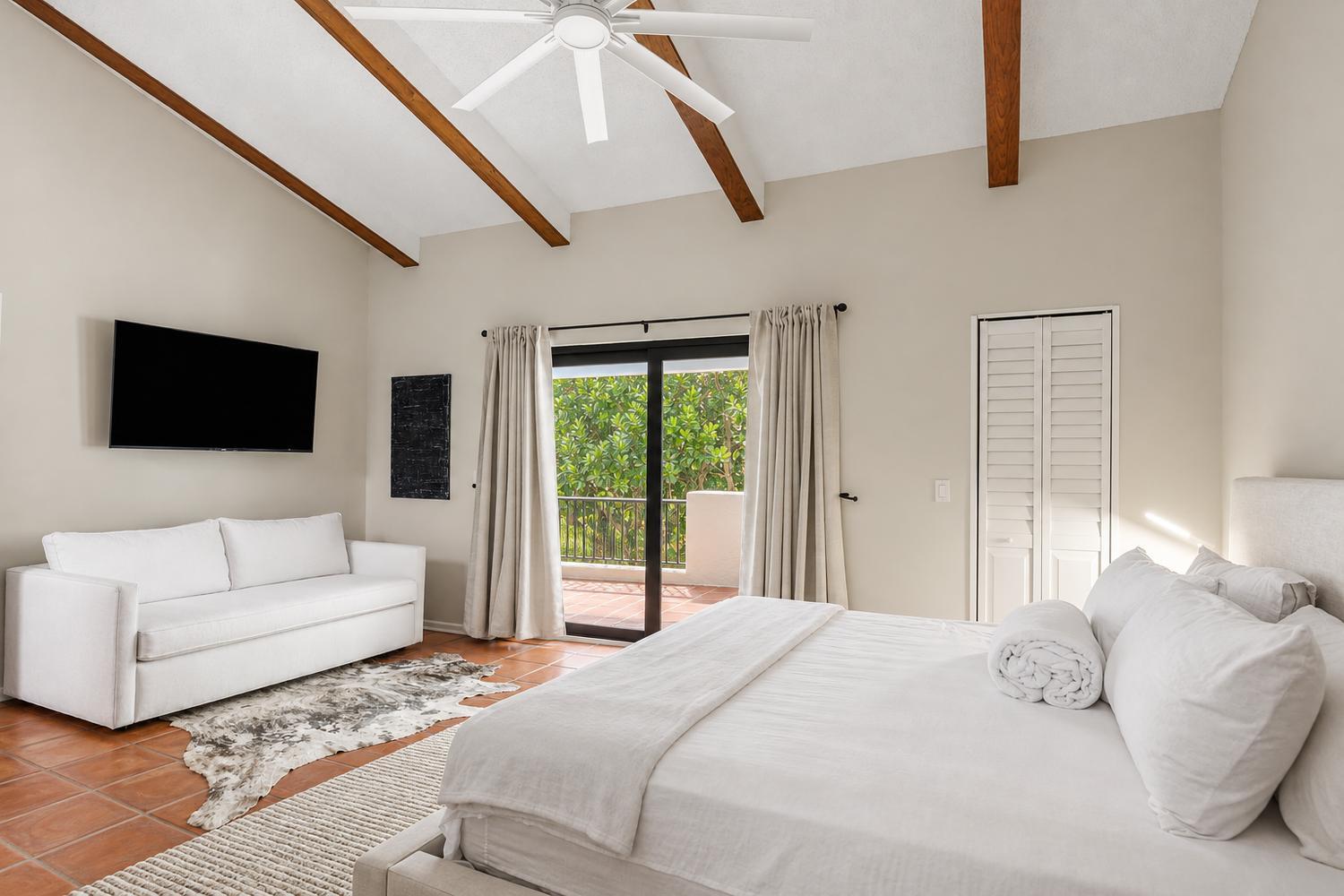 250 S OCEAN Boulevard 261