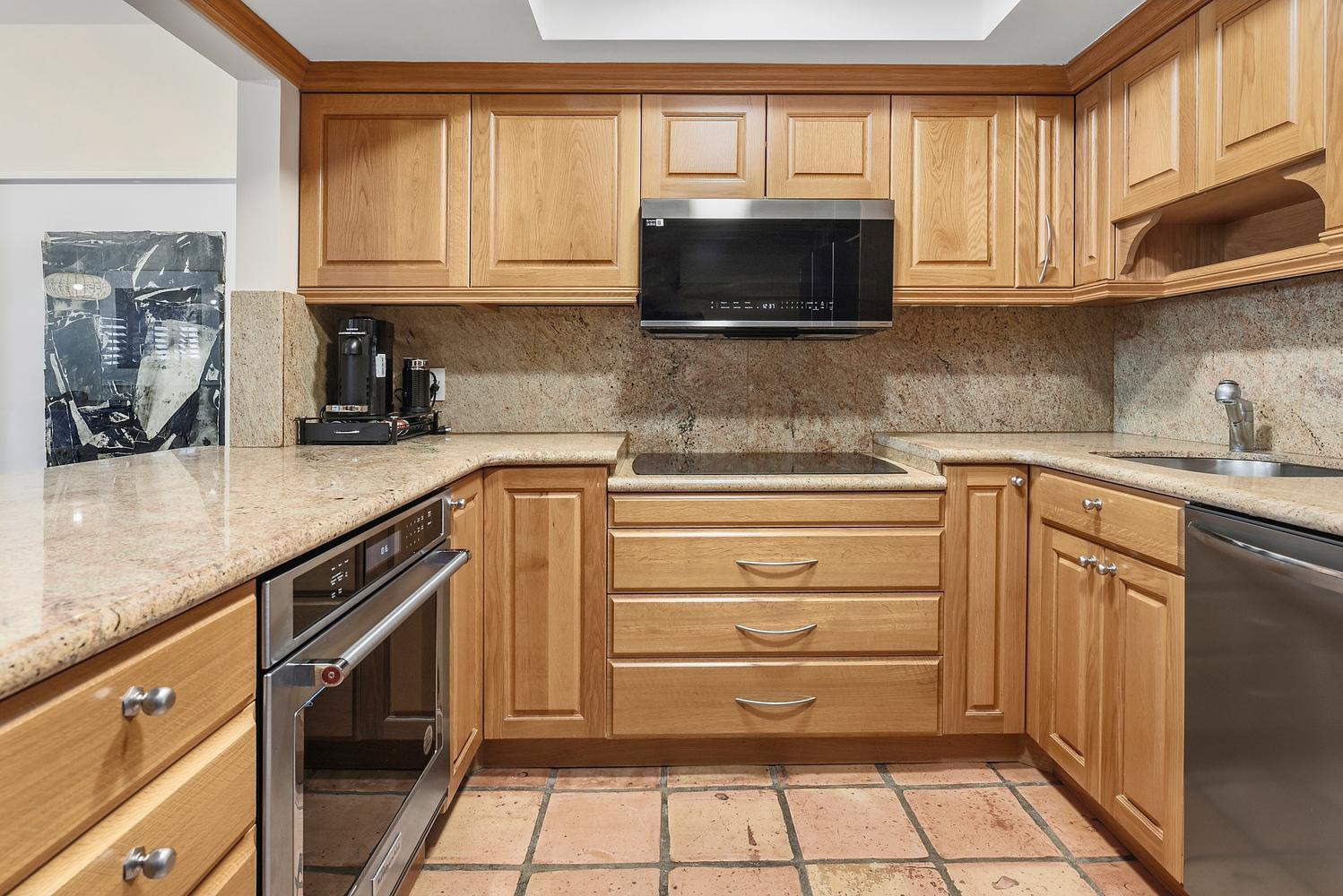 250 S OCEAN Boulevard 261