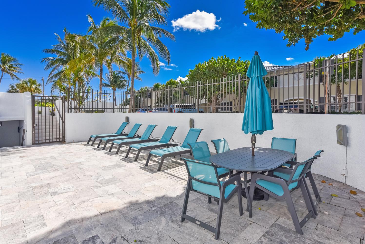 250 S OCEAN Boulevard 261