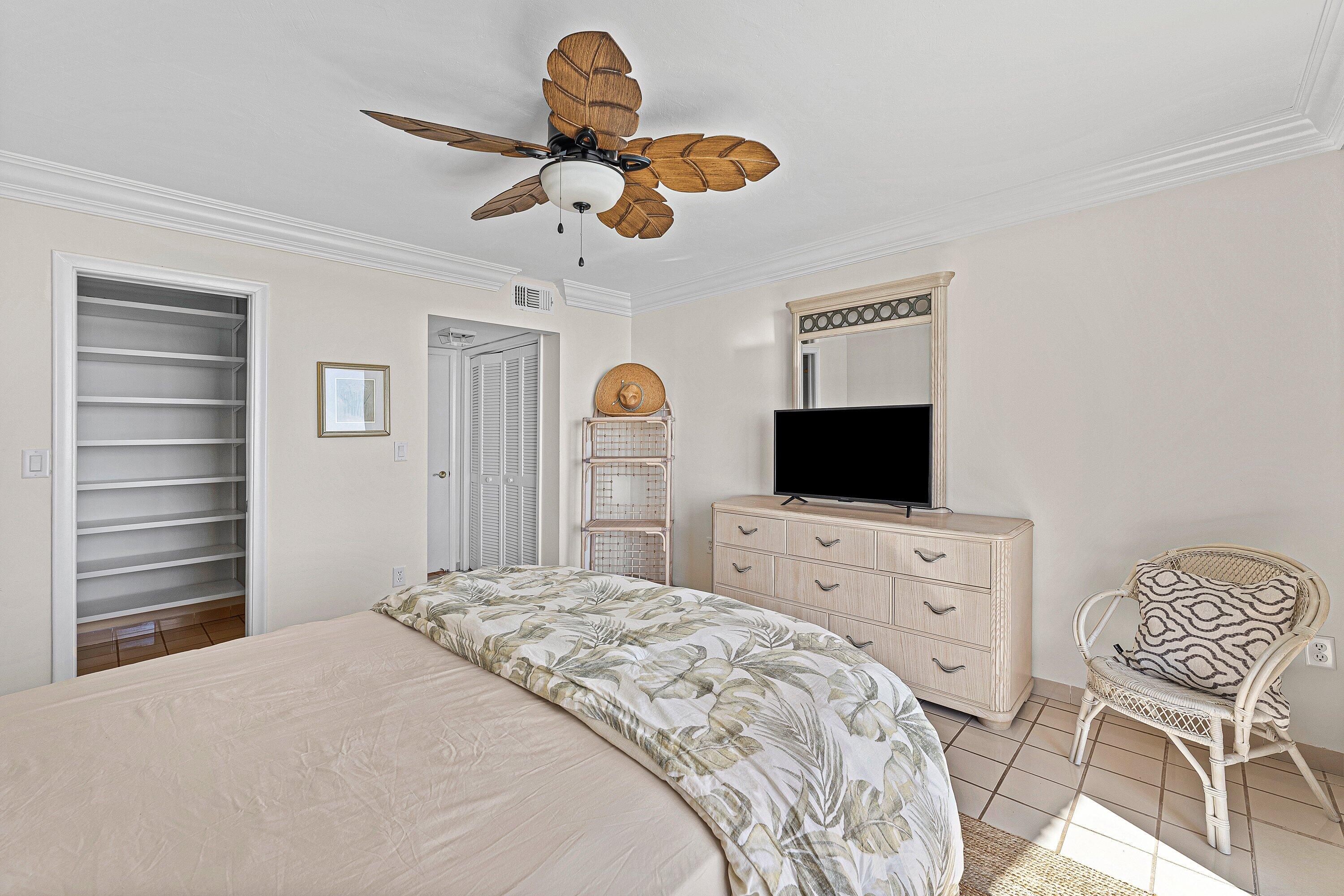 3951 N OCEAN Boulevard 302