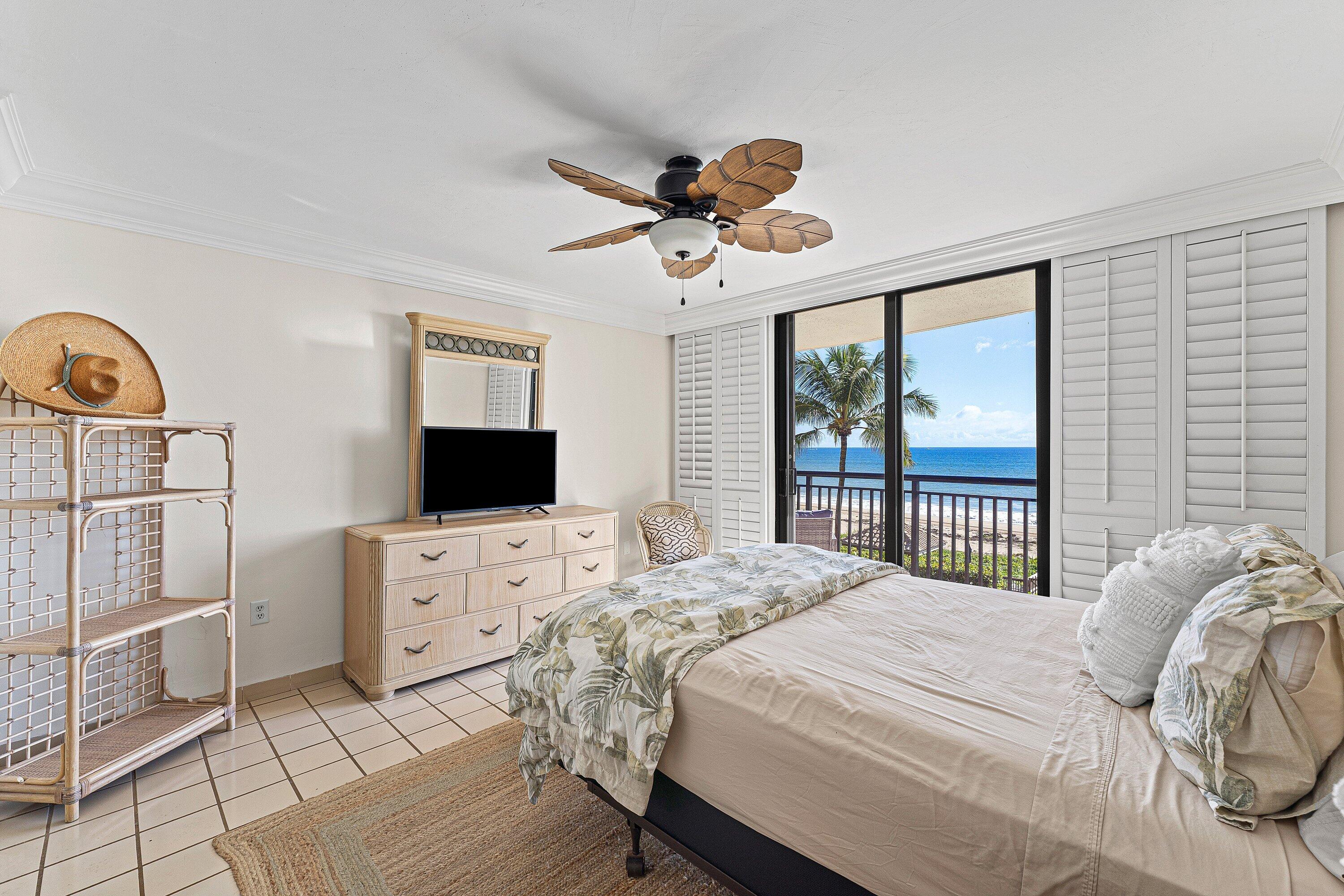 3951 N OCEAN Boulevard 302
