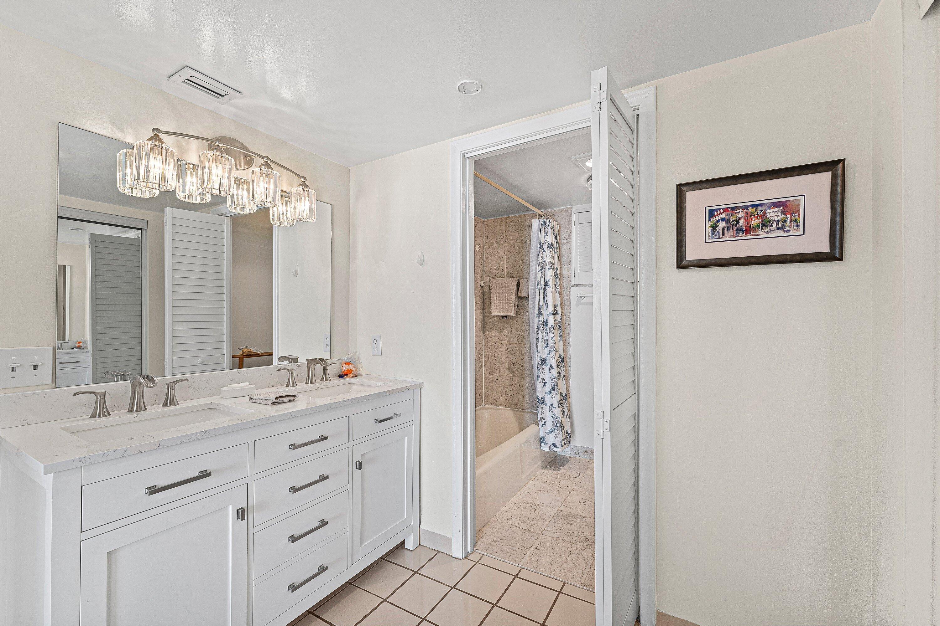 3951 N OCEAN Boulevard 302