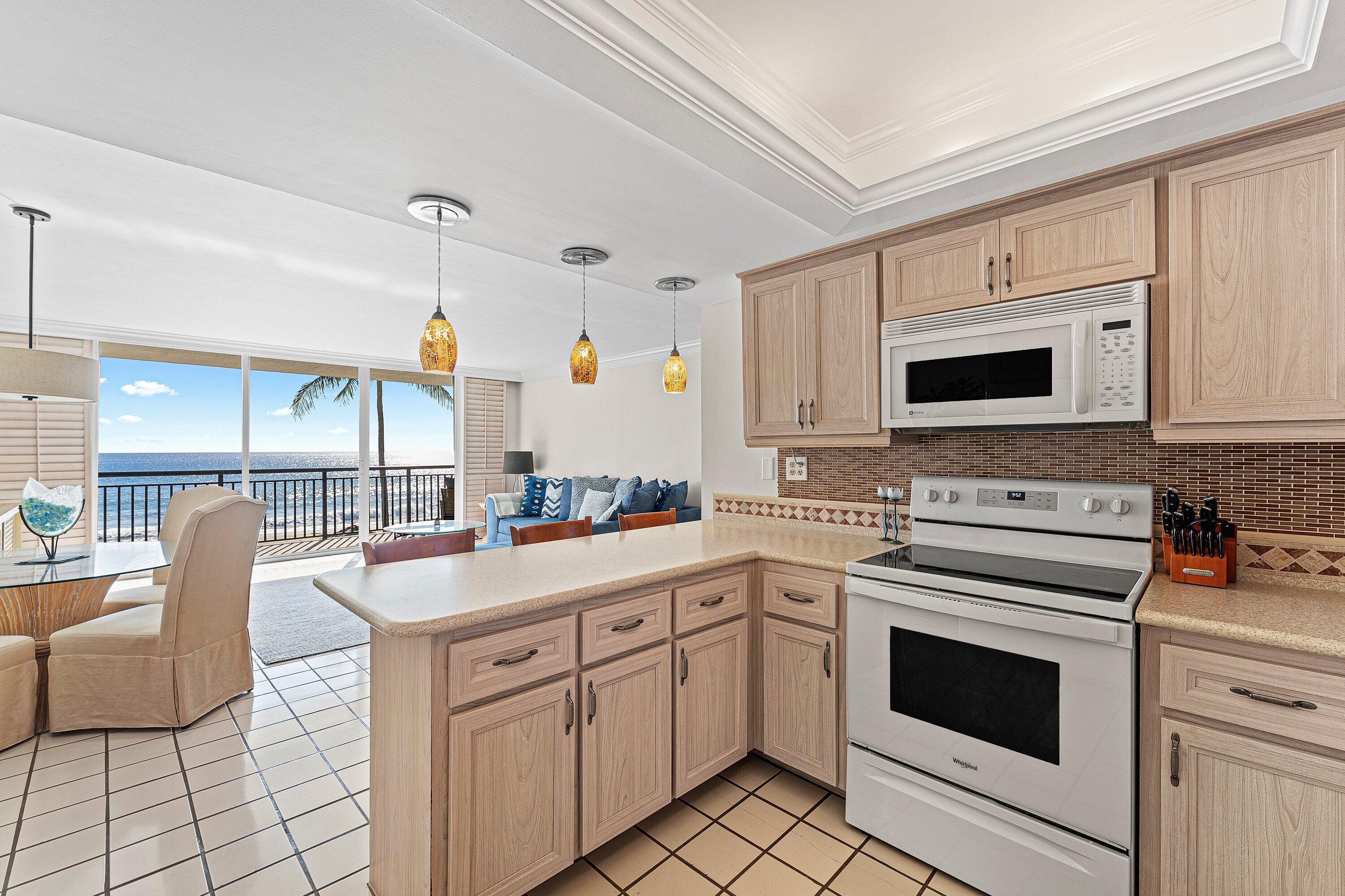 3951 N OCEAN Boulevard 302