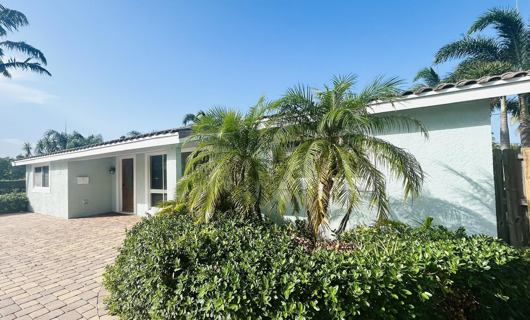 328 SE 6TH Avenue