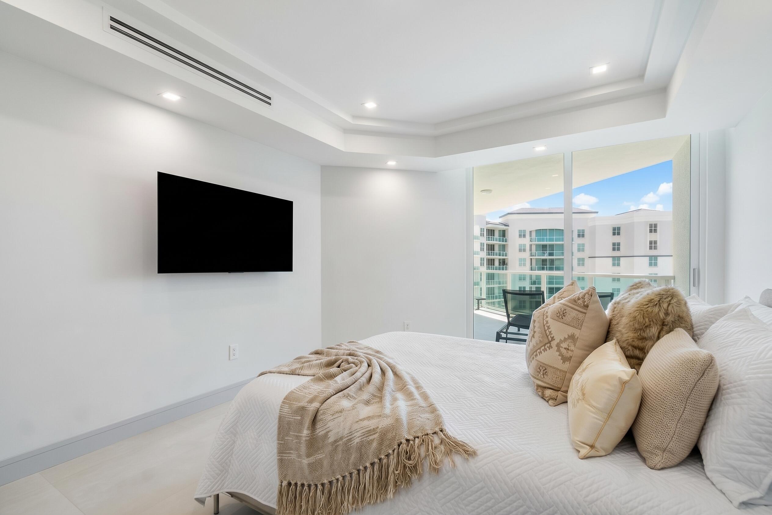 550 SE Mizner Boulevard B709
