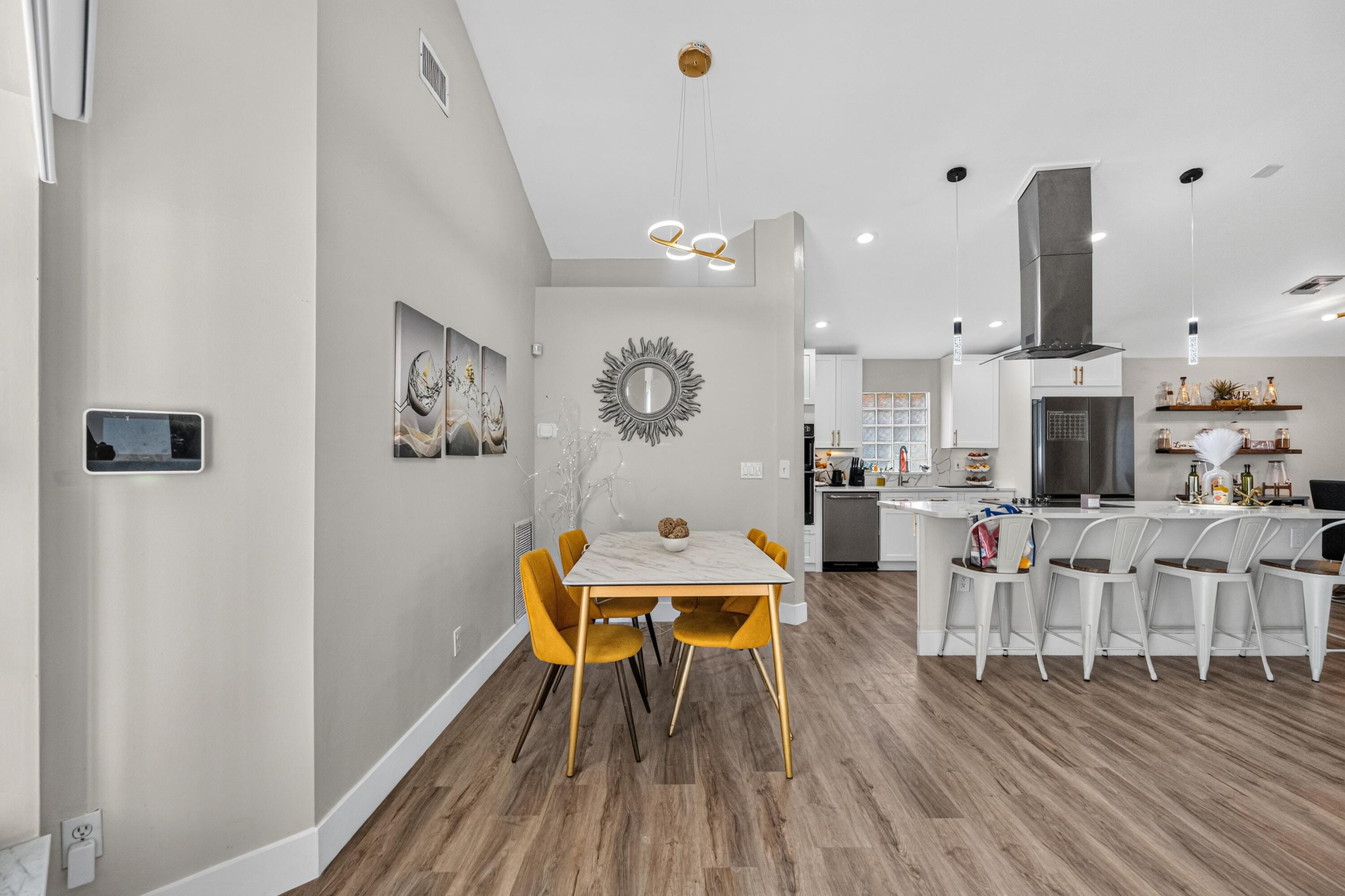 1971 OAK BERRY Circle