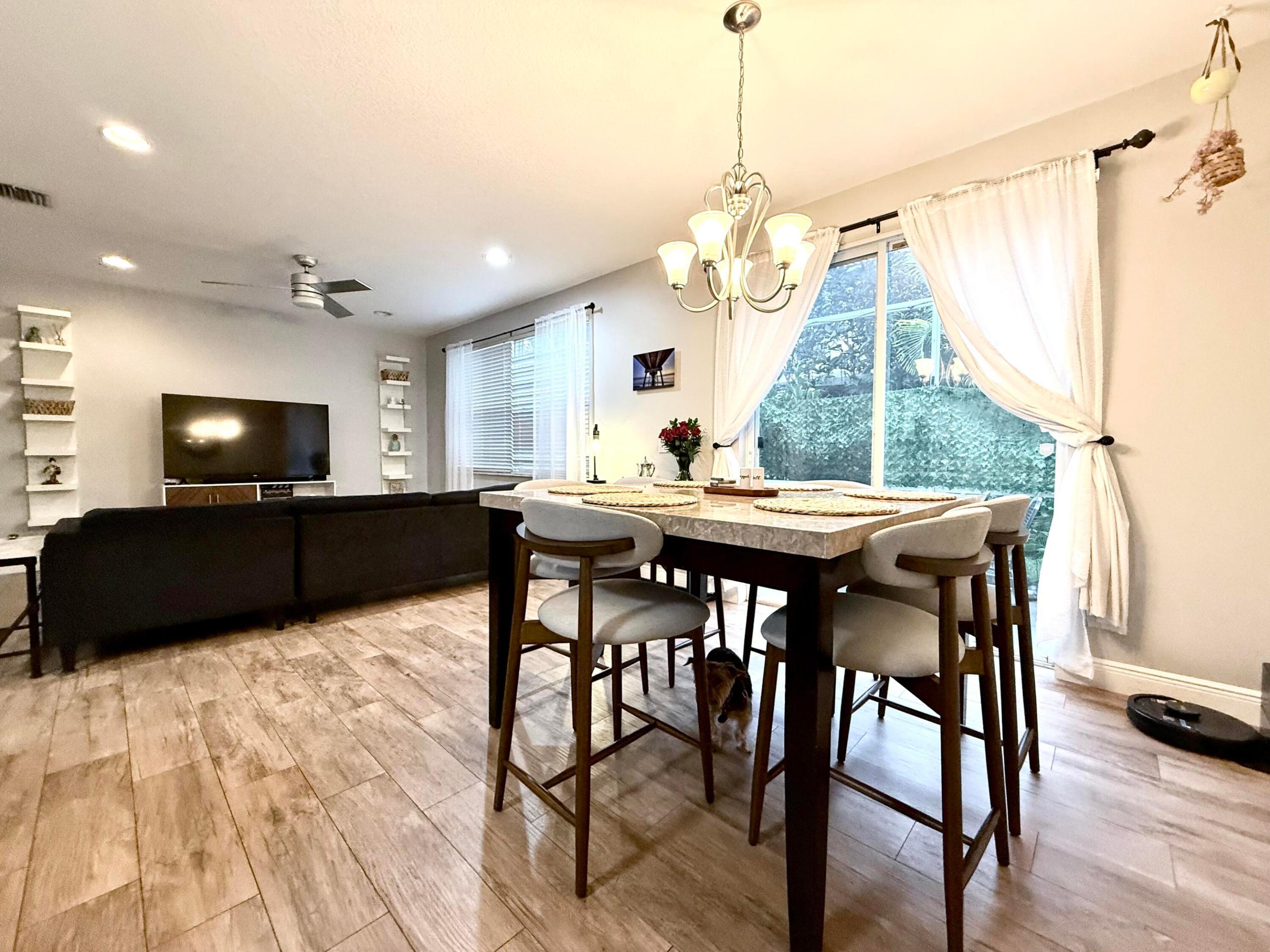 9138 Villa Palma Lane